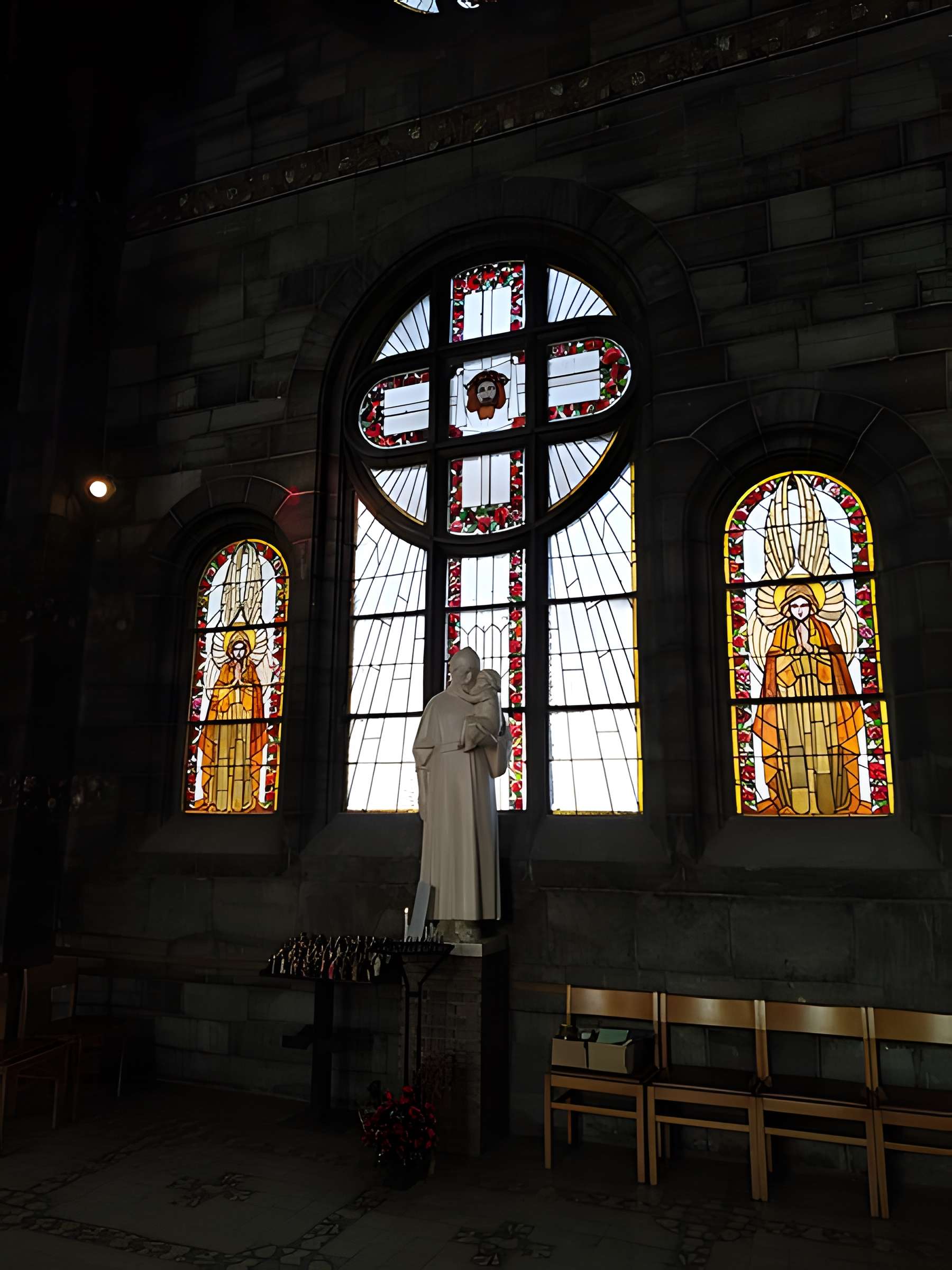 Église Sainte-Thérèse-de-l'Enfant-Jésus de Wattrelos