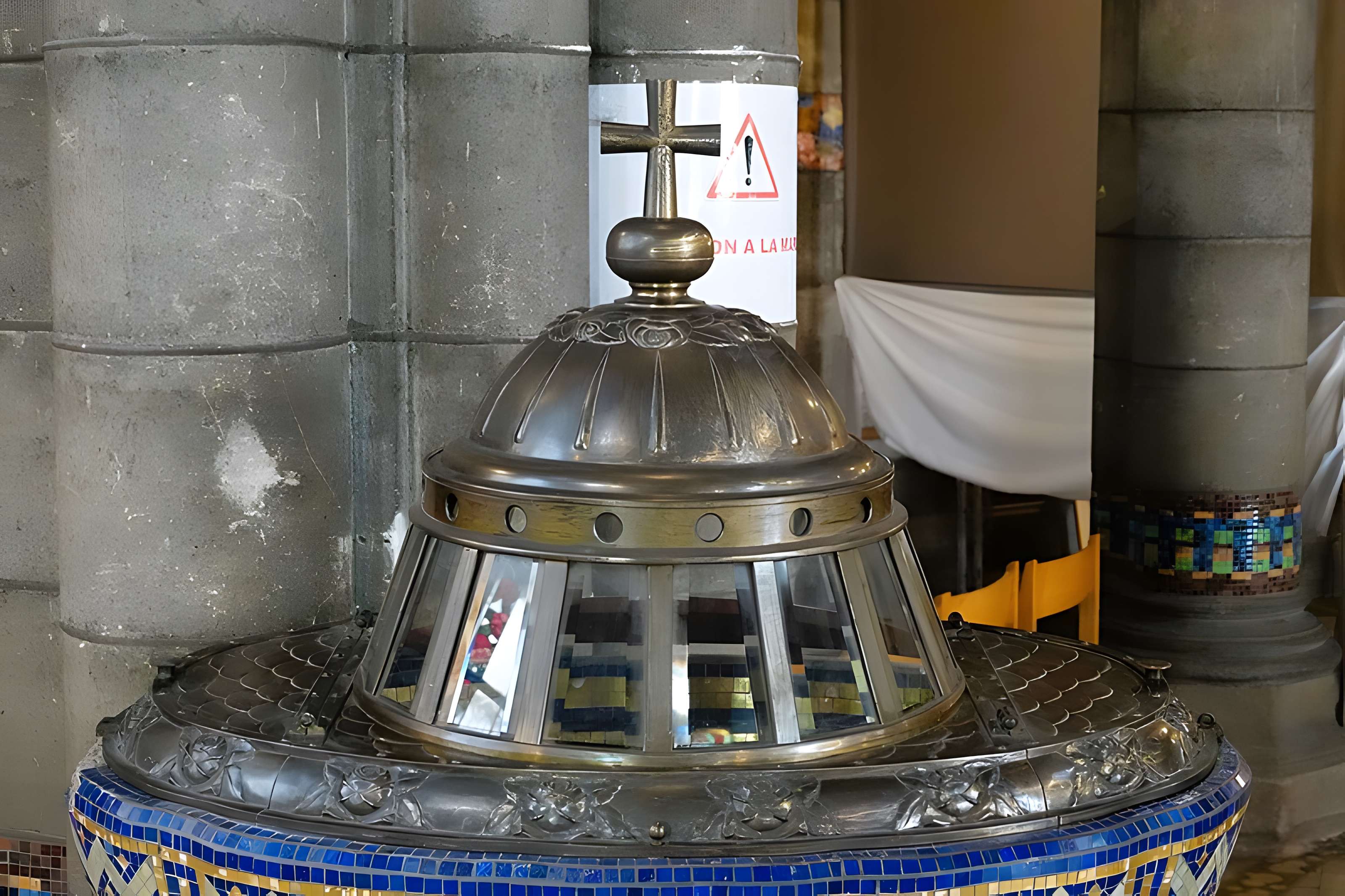 Église Sainte-Thérèse-de-l'Enfant-Jésus de Wattrelos