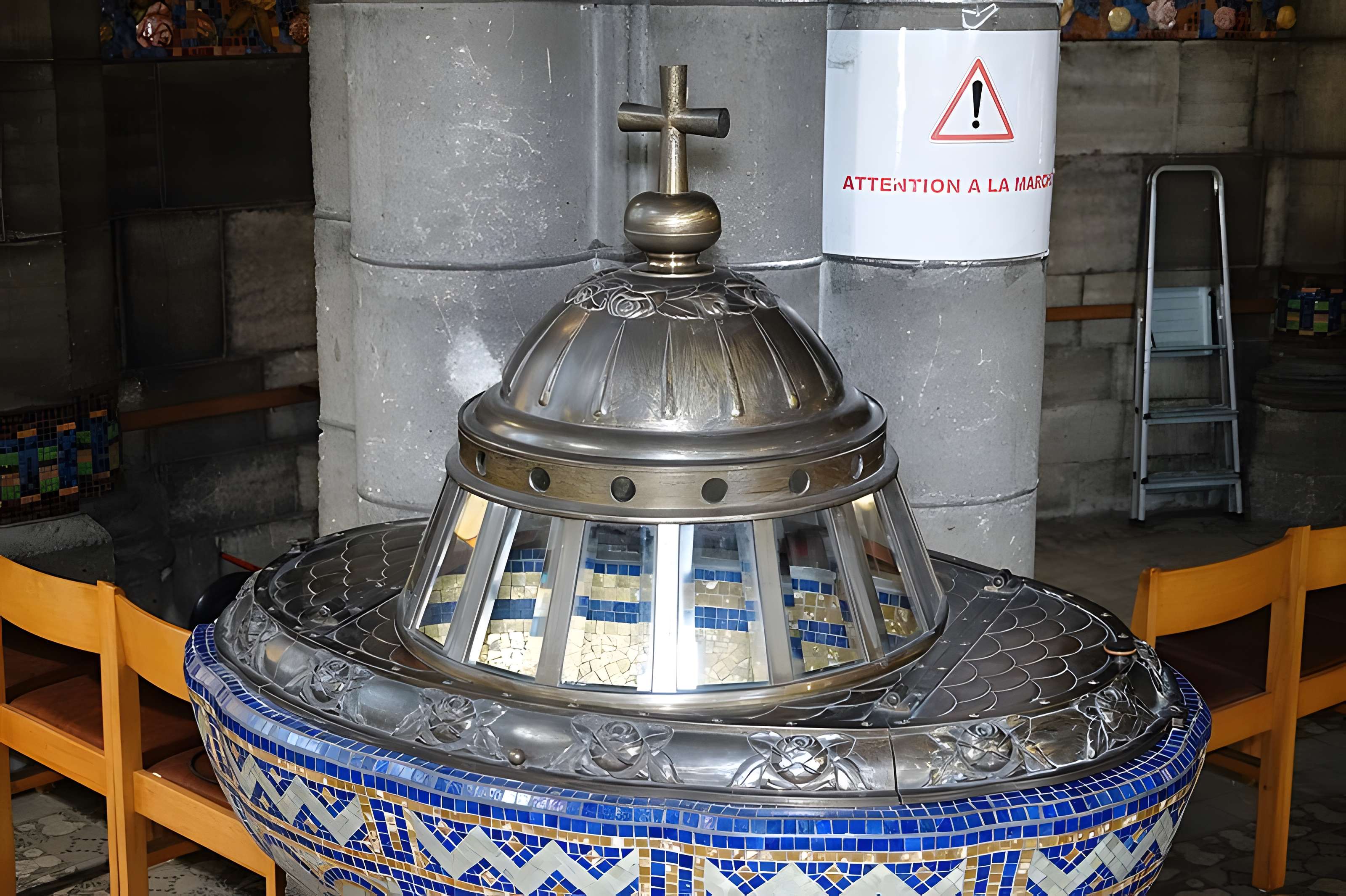 Église Sainte-Thérèse-de-l'Enfant-Jésus de Wattrelos