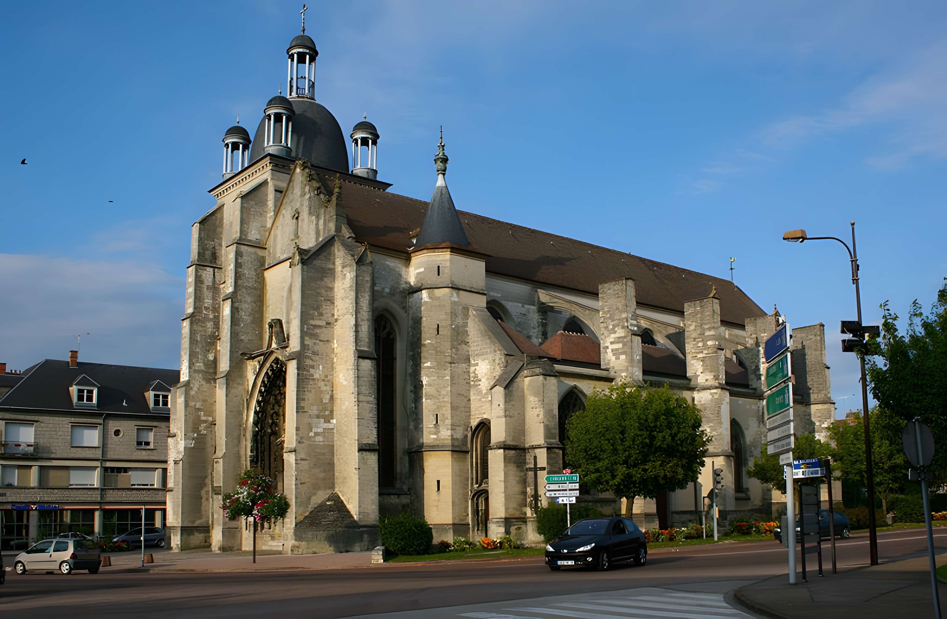 Église Saint-Étienne d'Arcis-sur-Aube 