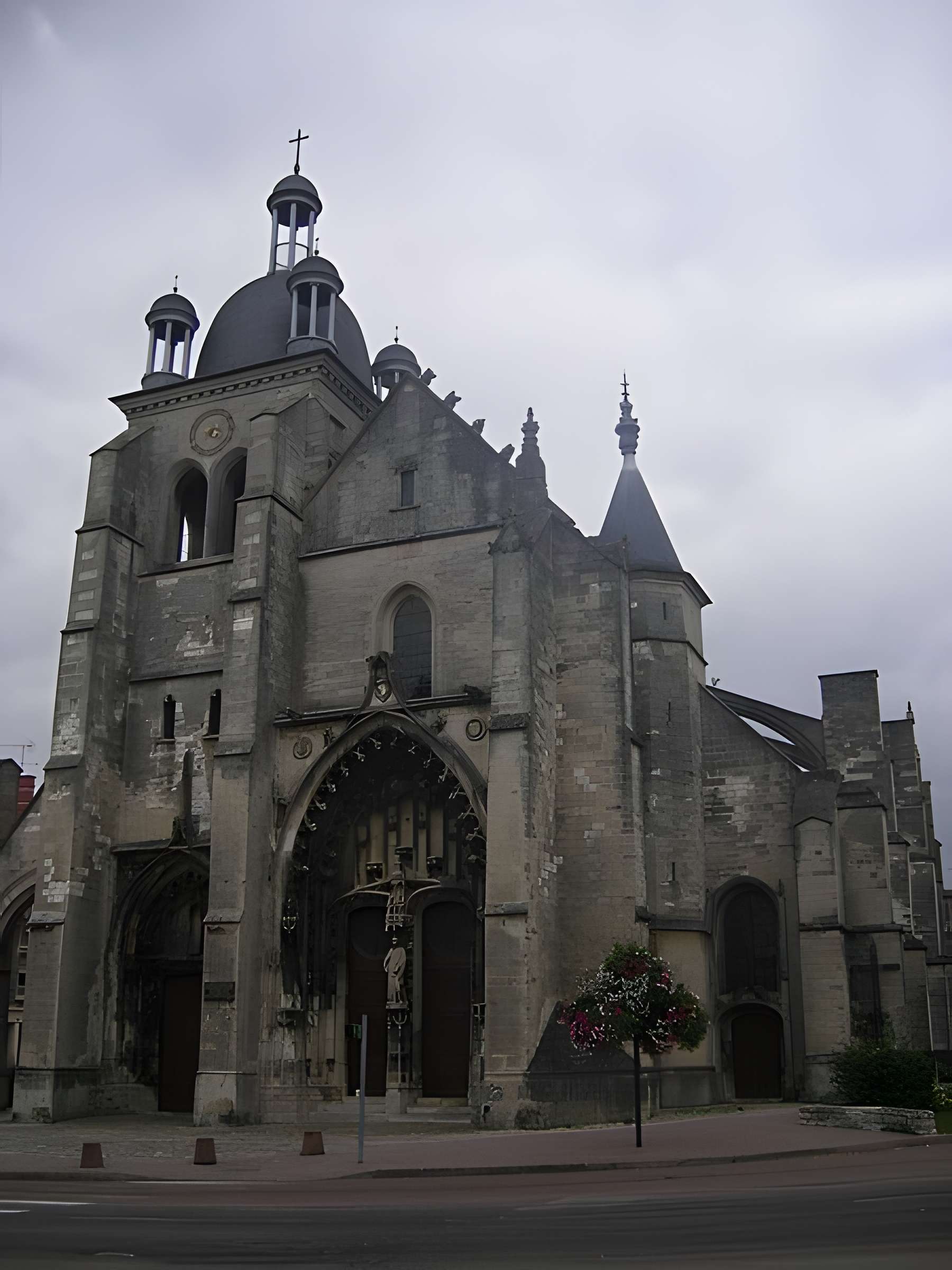 Église Saint-Étienne d'Arcis-sur-Aube