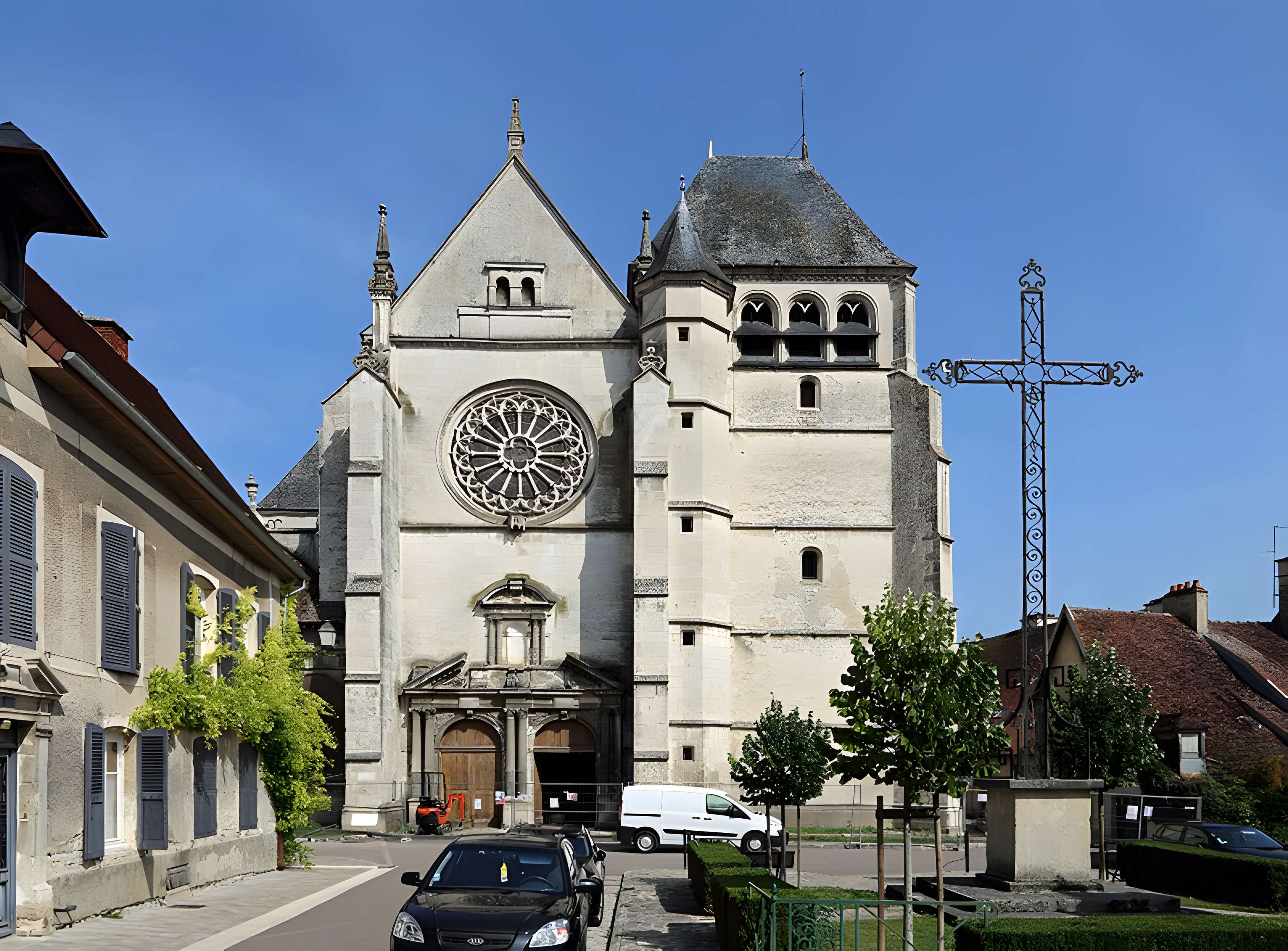 Église Saint-Étienne de Bar-sur-Seine