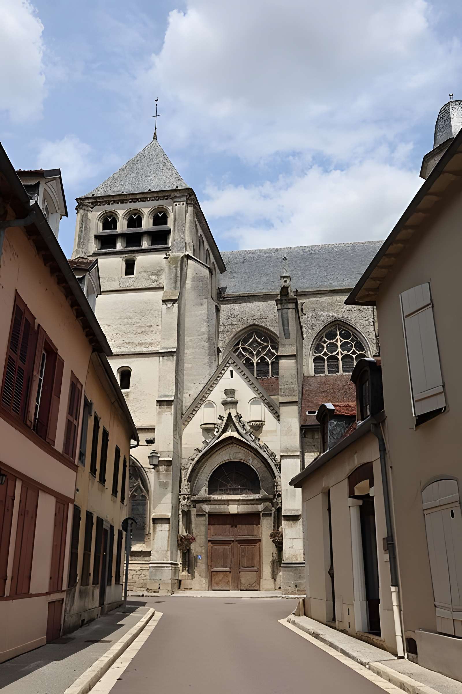 Église Saint-Étienne de Bar-sur-Seine
