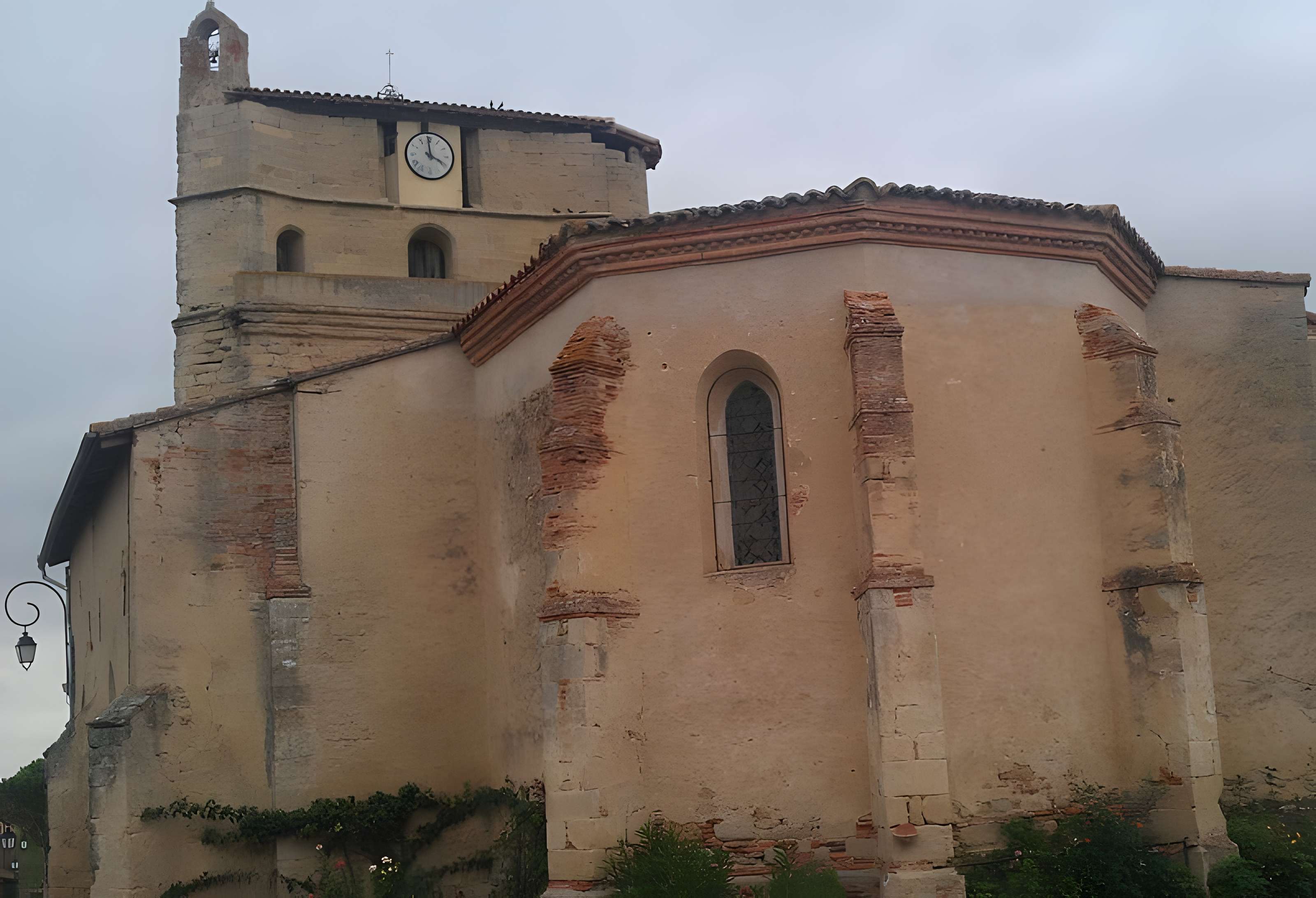 Église Saint-Étienne de Belcastel