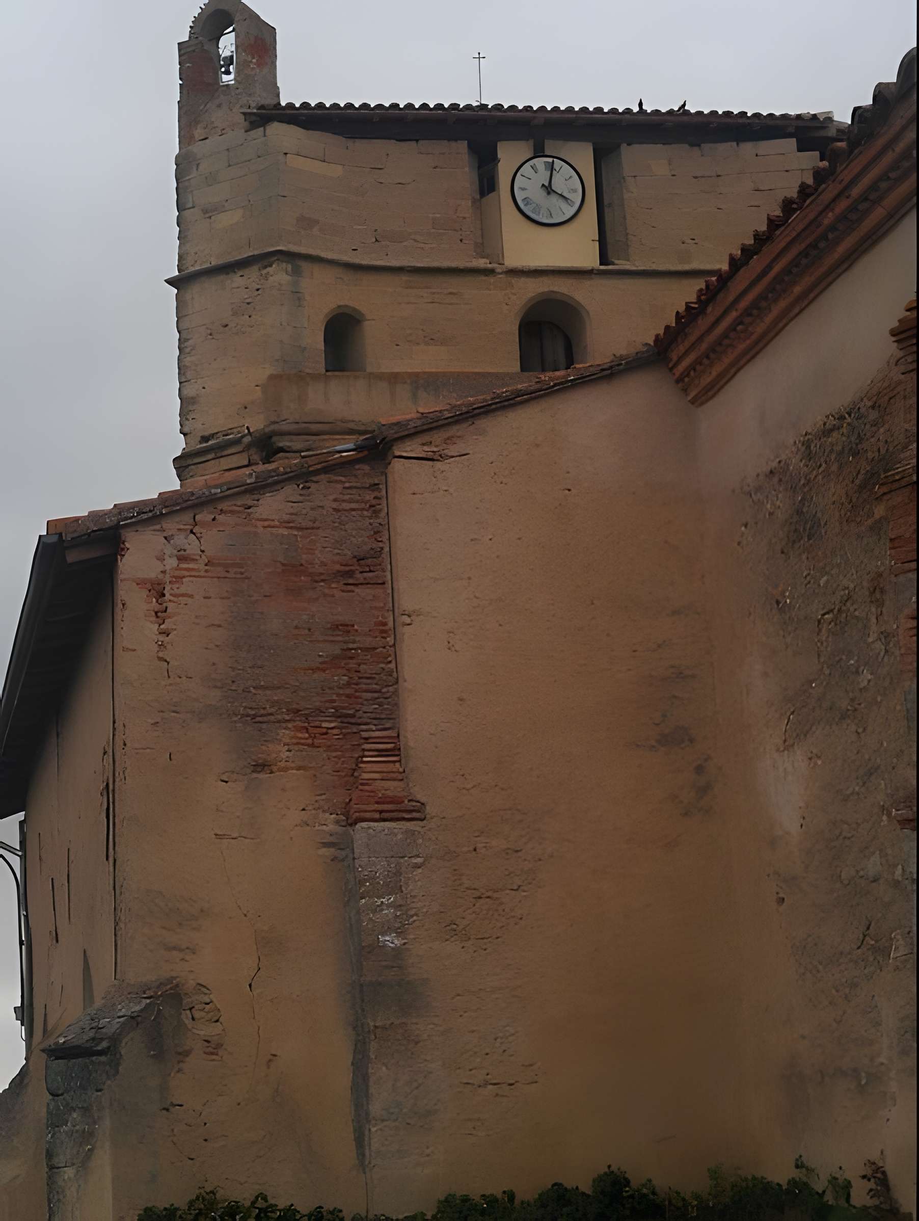 Église Saint-Étienne de Belcastel