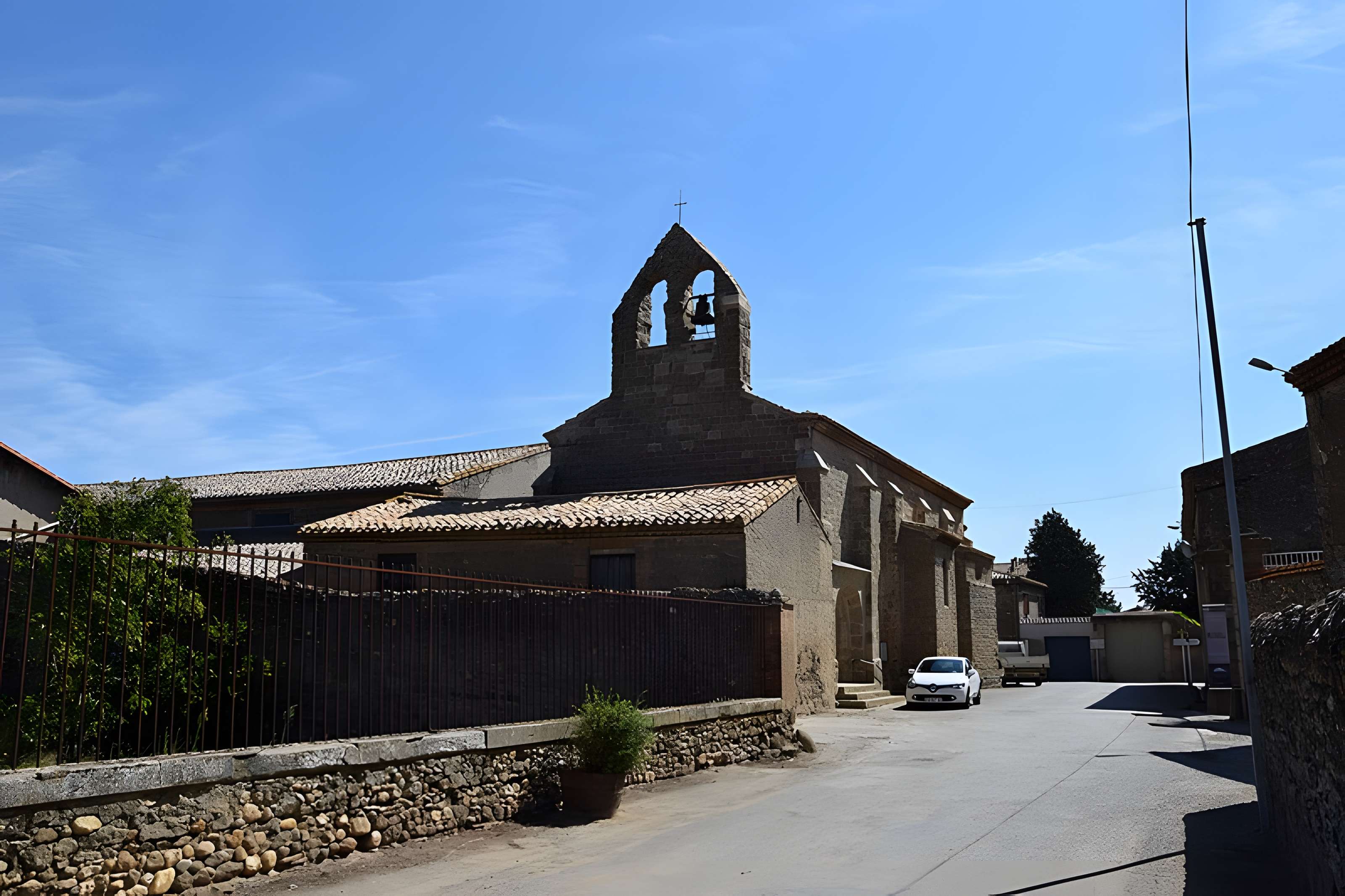 Église Saint-Étienne de Blomac