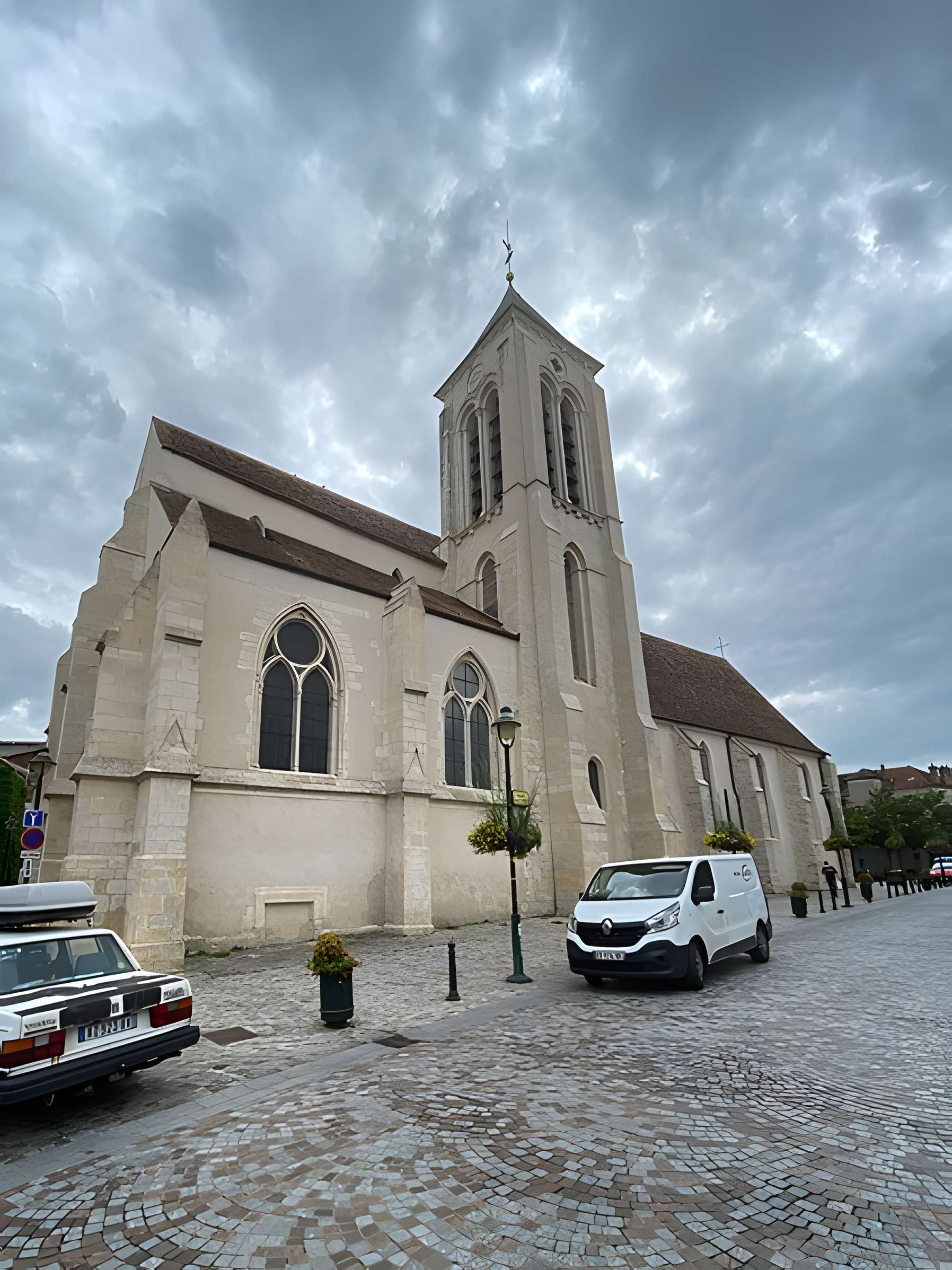 Église Saint-Étienne de Corbeil-Essonnes
