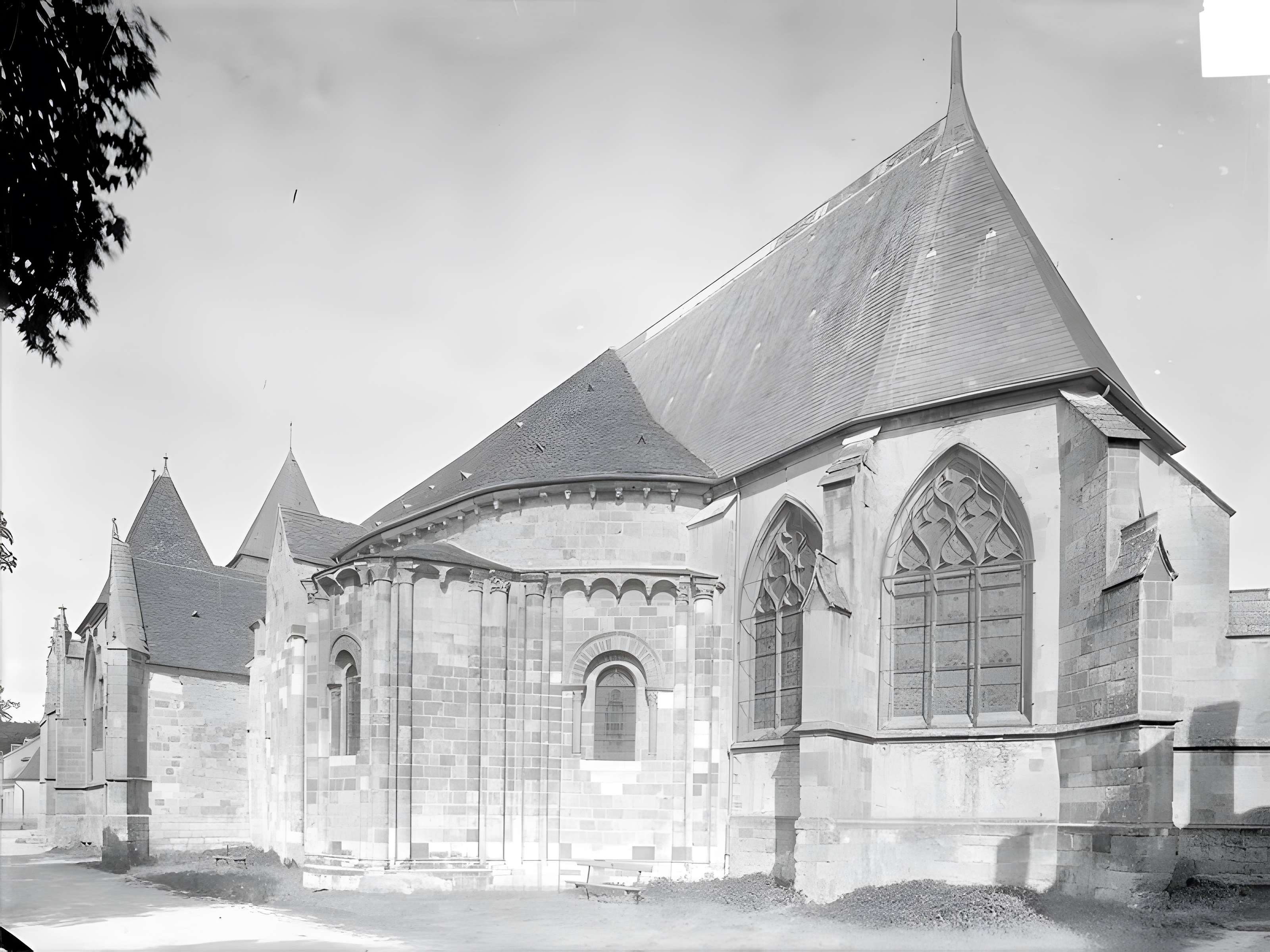 Église Saint-Étienne de Dun-sur-Auron