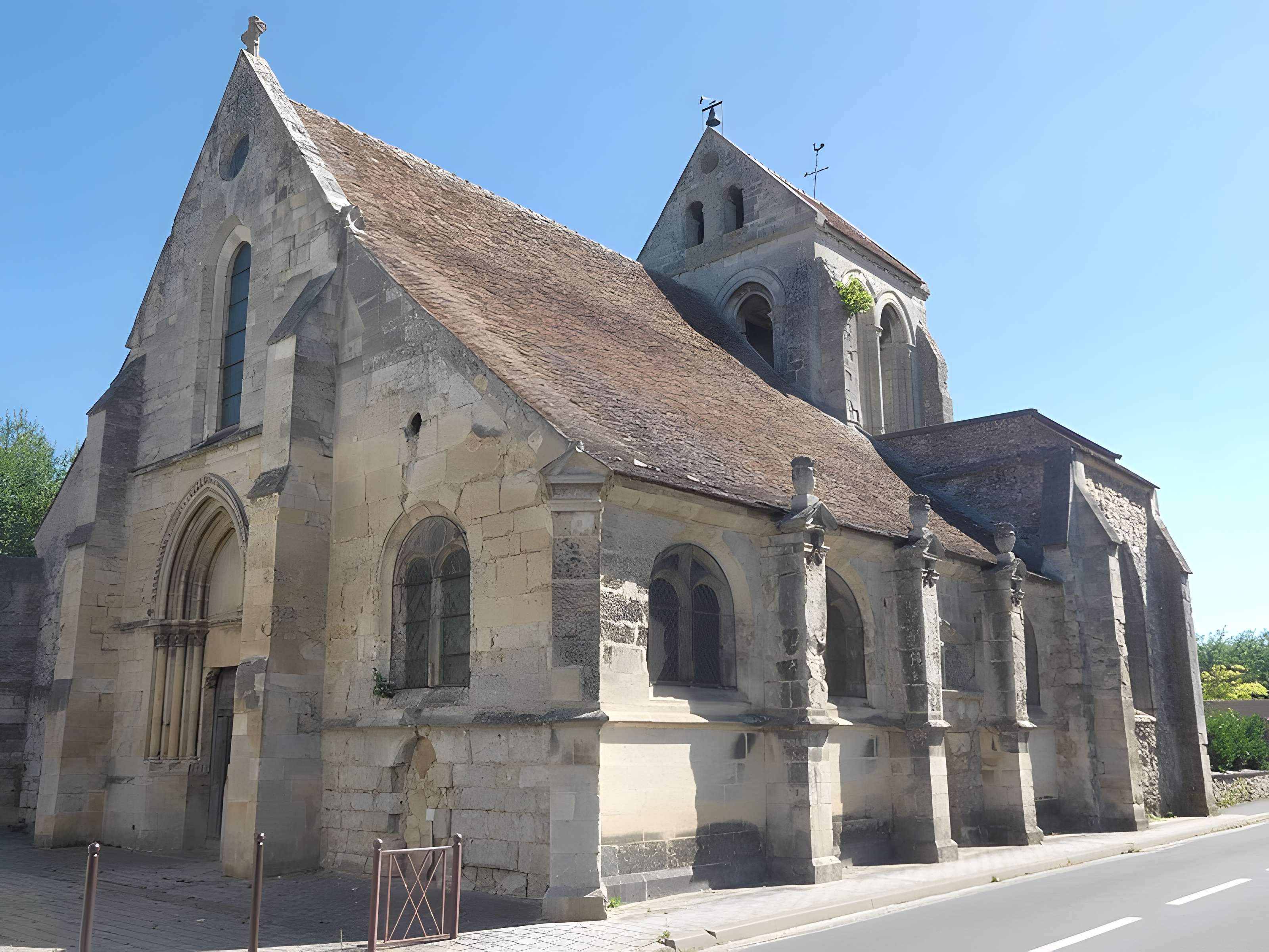 Église Saint-Étienne de Fosses