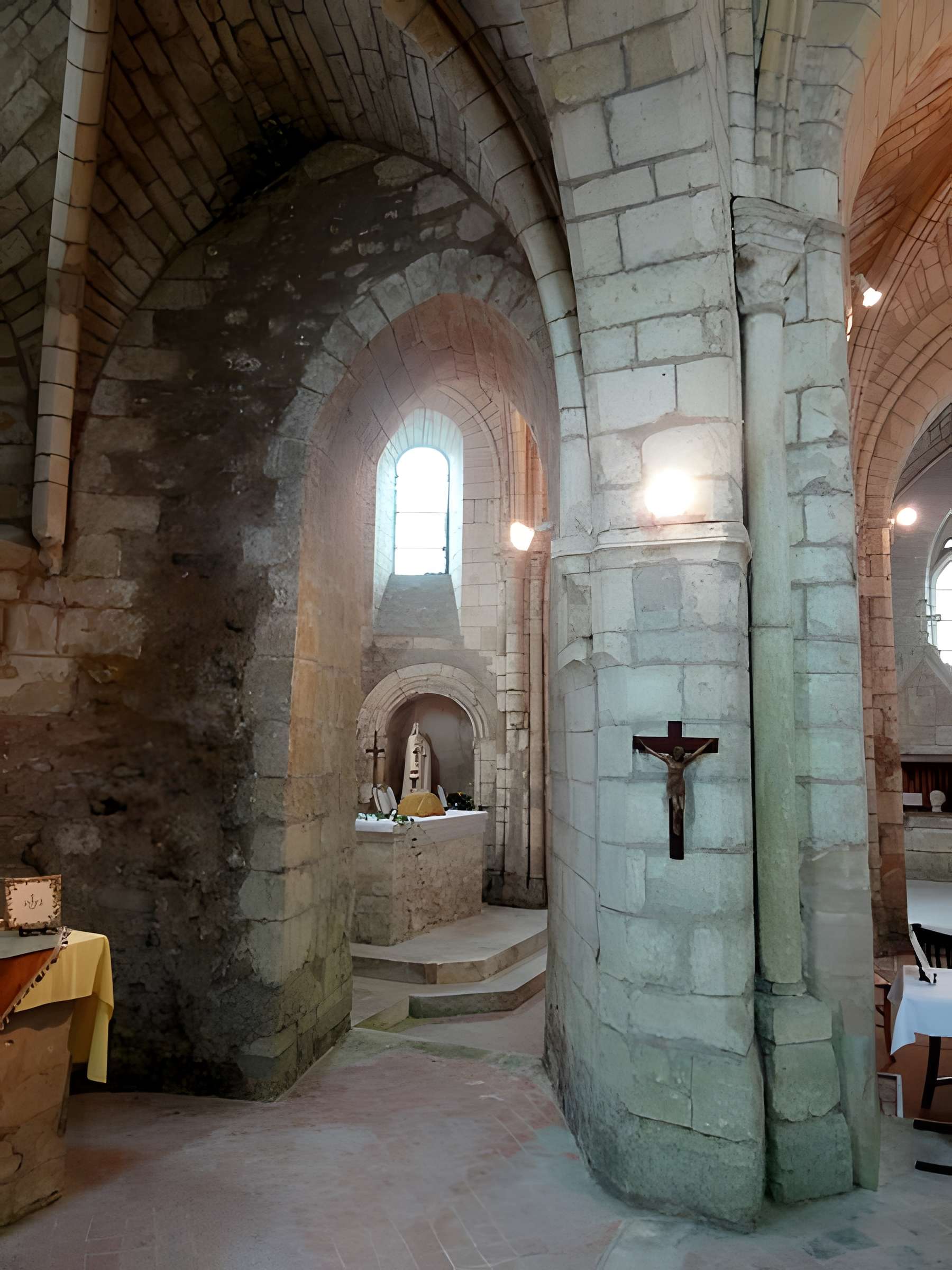 Église Saint-Étienne de Fosses
