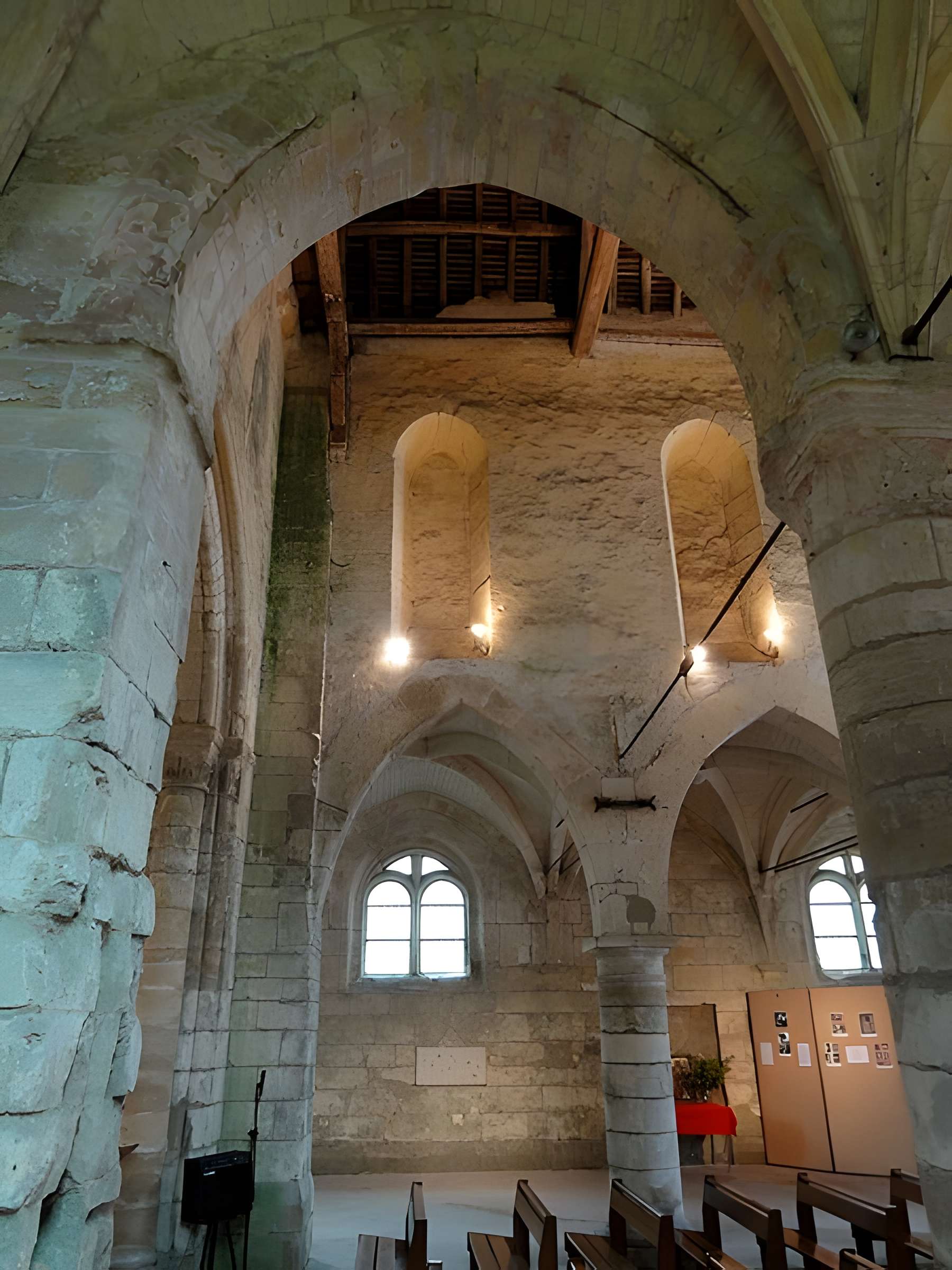 Église Saint-Étienne de Fosses