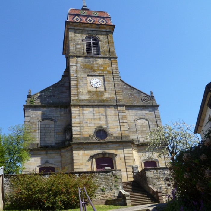 Photo de Église Saint-Étienne de Fougerolles et croix