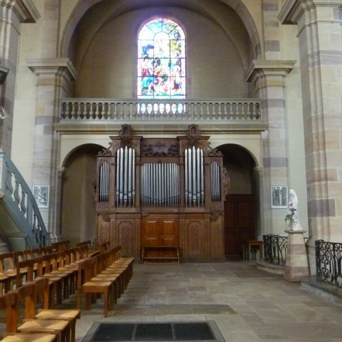 Photo de Église Saint-Étienne de Fougerolles et croix