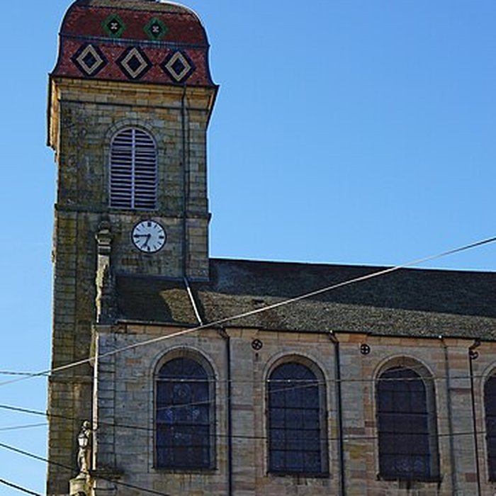 Photo de Église Saint-Étienne de Fougerolles et croix