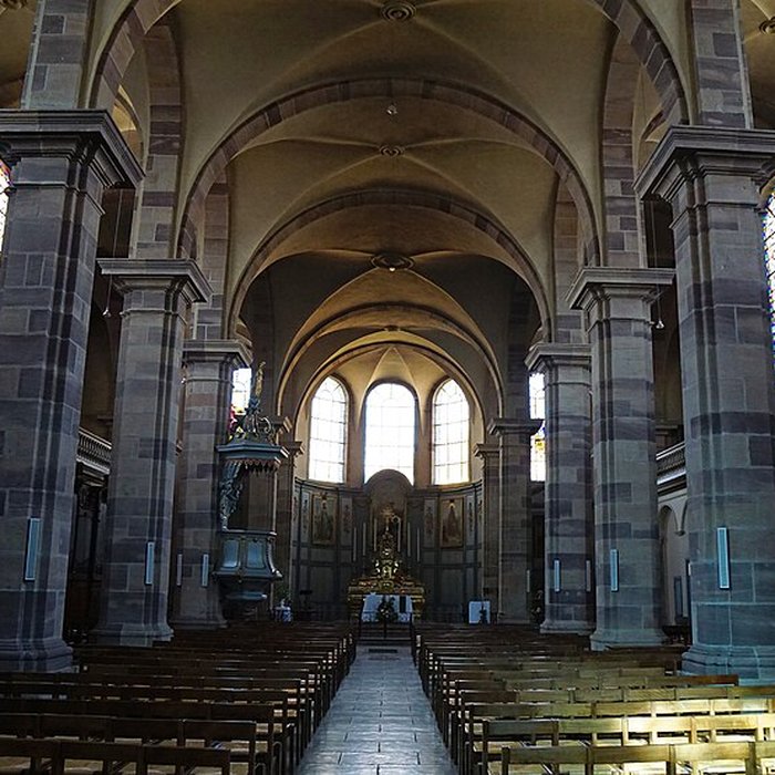 Photo de Église Saint-Étienne de Fougerolles et croix