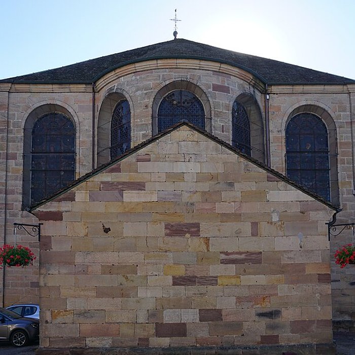 Photo de Église Saint-Étienne de Fougerolles et croix