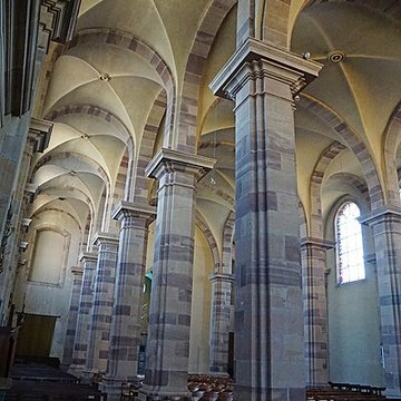 Église Saint-Étienne de Fougerolles et croix