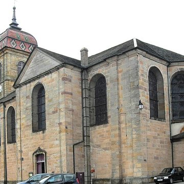 Église Saint-Étienne de Fougerolles et croix