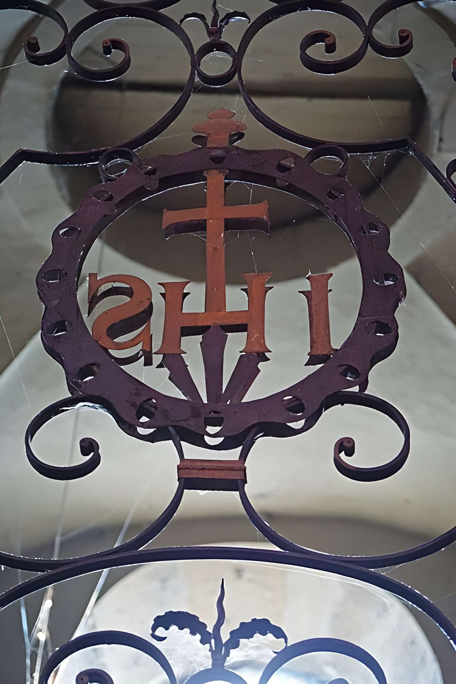 Église Saint-Étienne de Fougerolles et croix