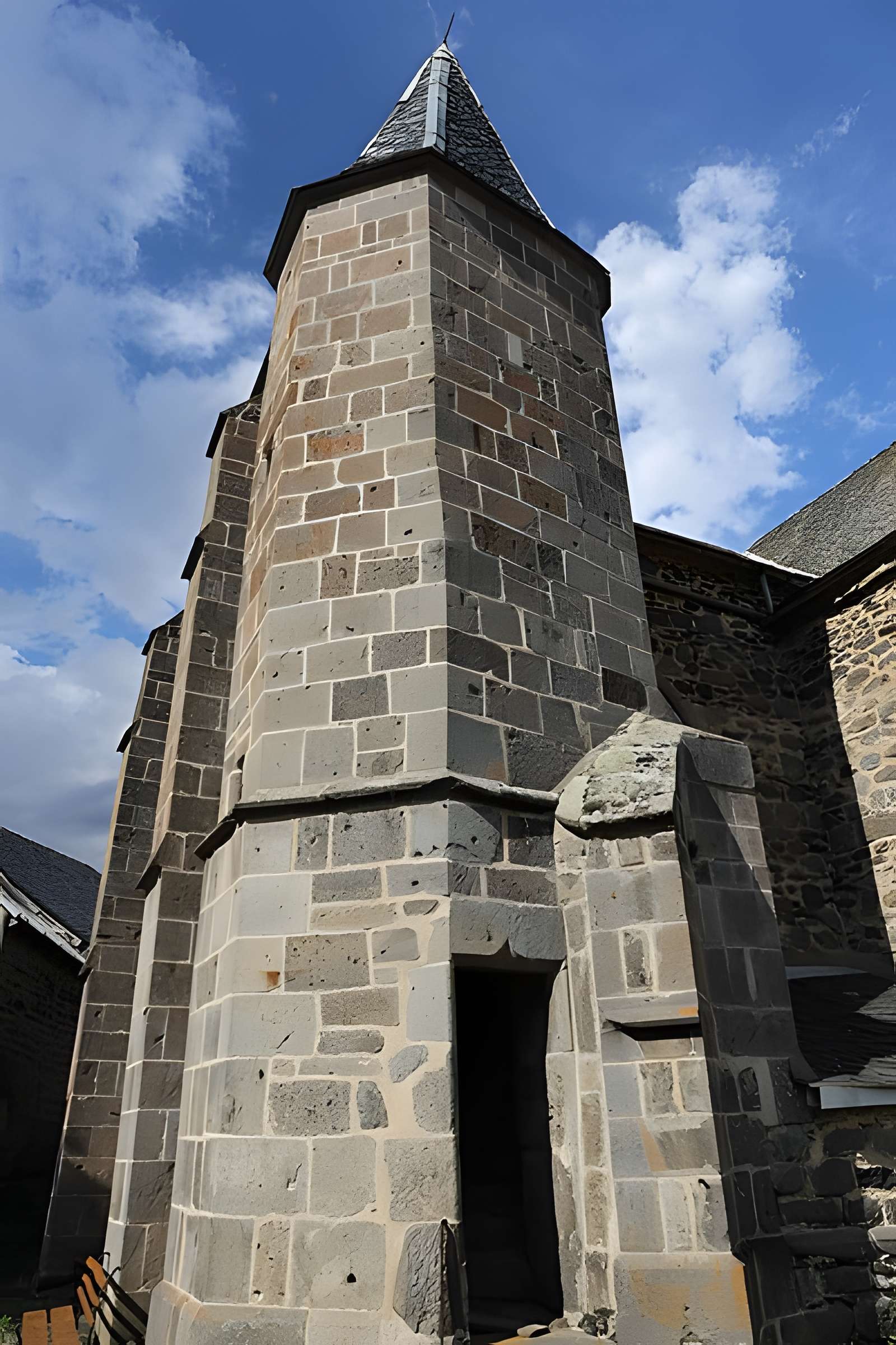Église Saint-Étienne de Joursac