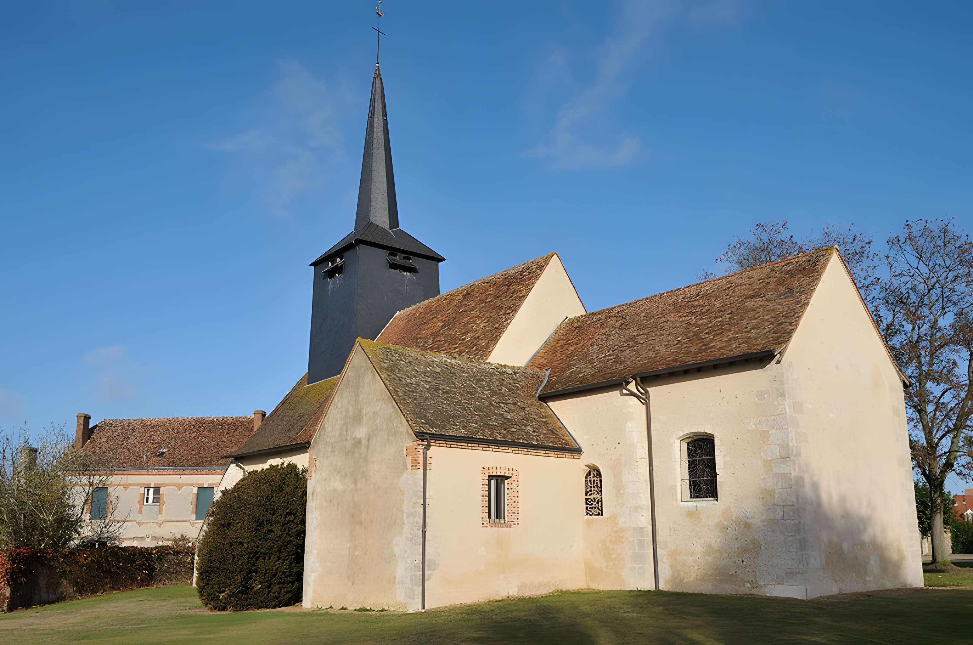 Église Saint-Étienne de Lion-en-Sullias 
