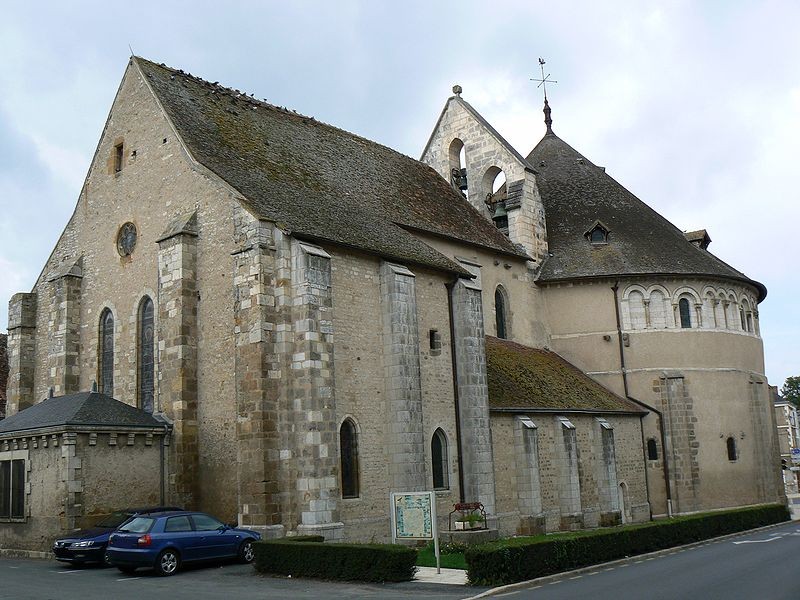 Photo de Église Saint-Étienne de Neuvy-Saint-Sépulchre