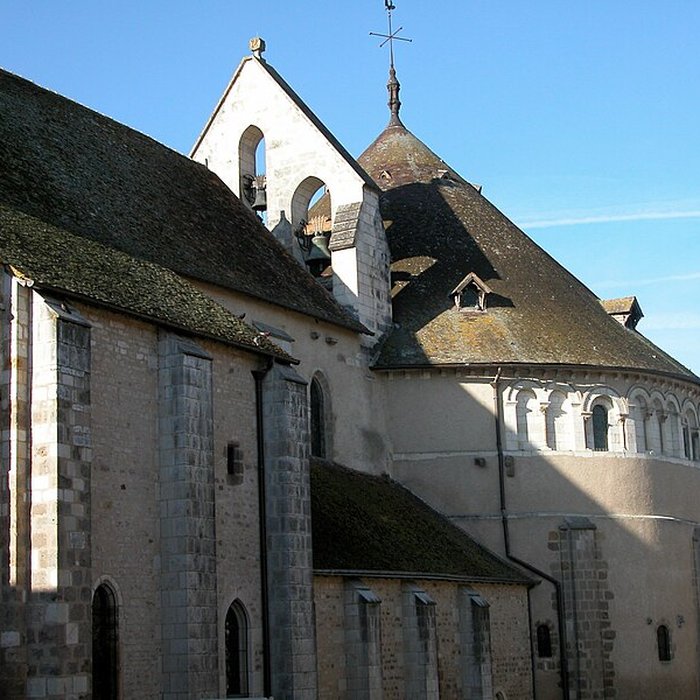 Photo de Église Saint-Étienne de Neuvy-Saint-Sépulchre