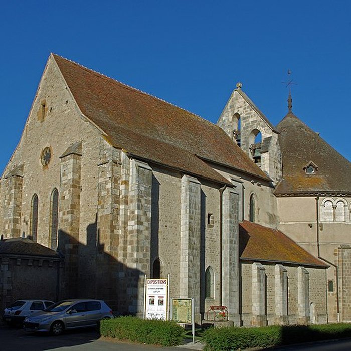 Photo de Église Saint-Étienne de Neuvy-Saint-Sépulchre