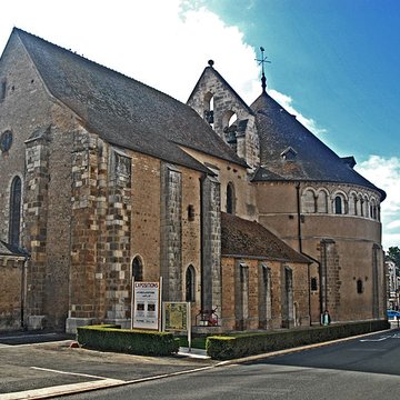 Église Saint-Étienne de Neuvy-Saint-Sépulchre