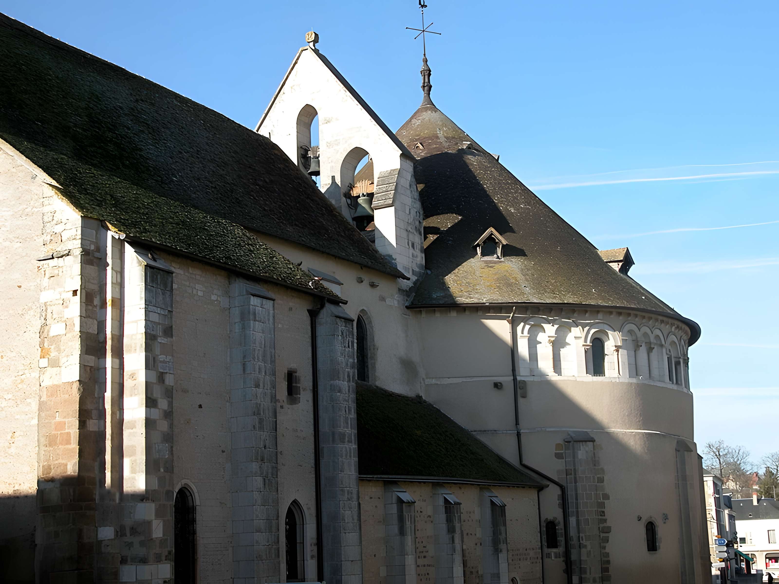 Église Saint-Étienne de Neuvy-Saint-Sépulchre