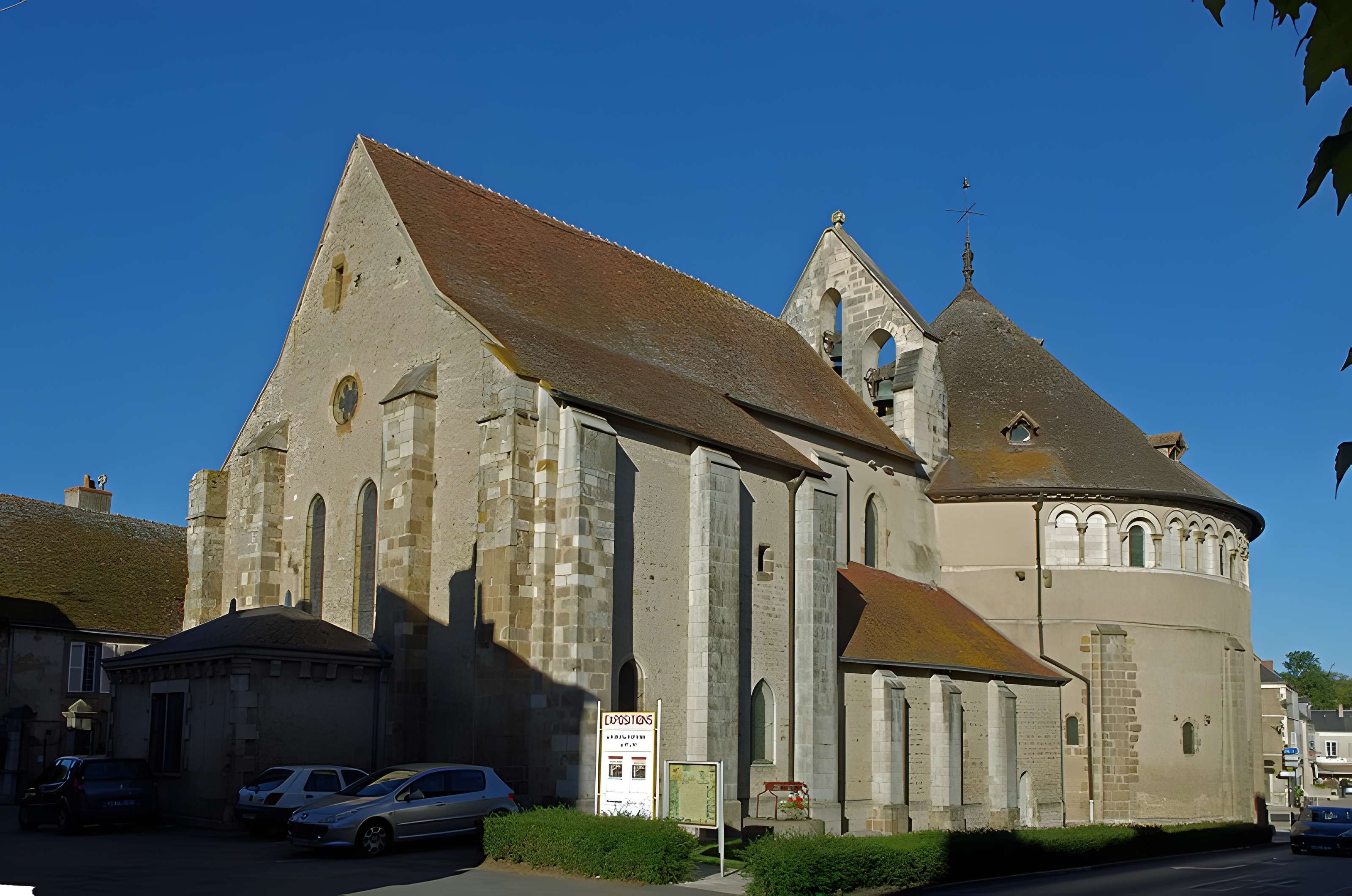 Église Saint-Étienne de Neuvy-Saint-Sépulchre