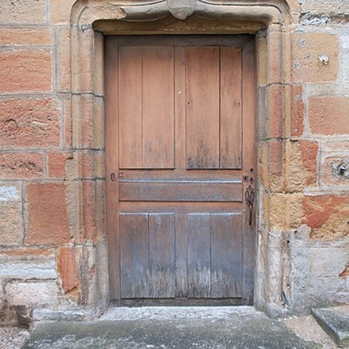 Photo de Église Saint-Étienne de Sirod et croix