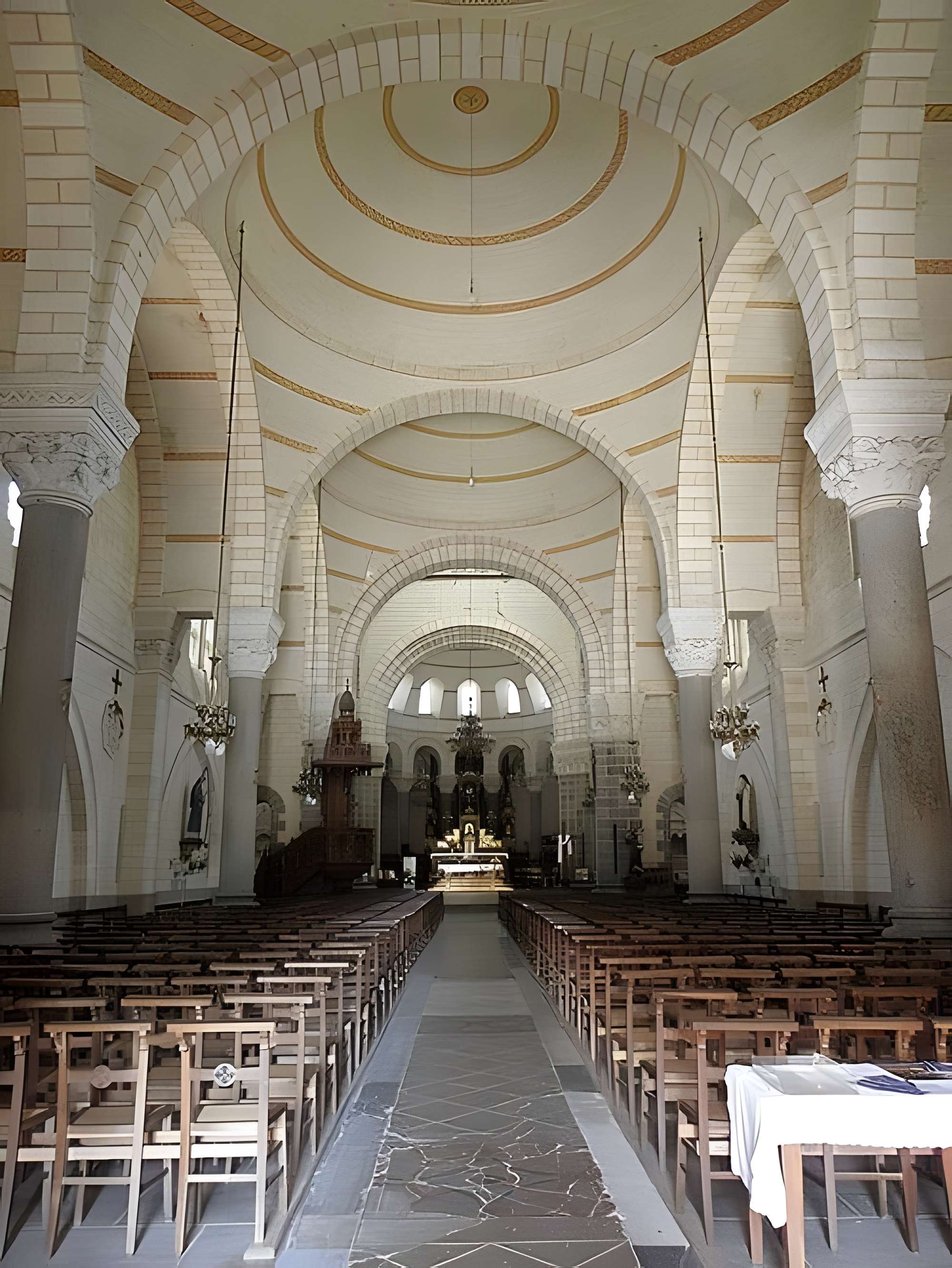 Église Saint-Étienne de Val-d'Izé