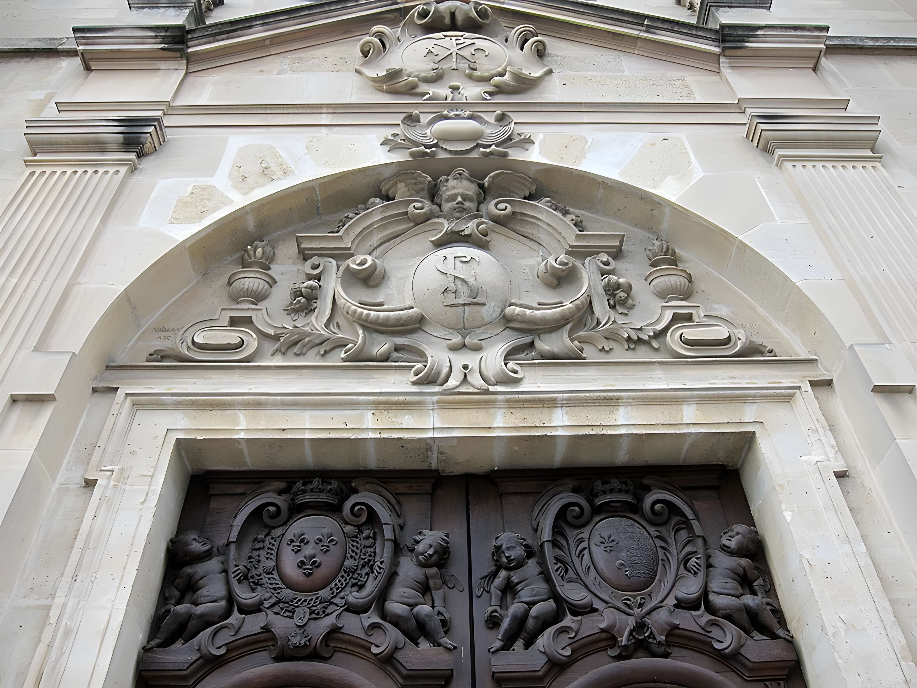 Église Saint-Étienne d'Issy-les-Moulineaux