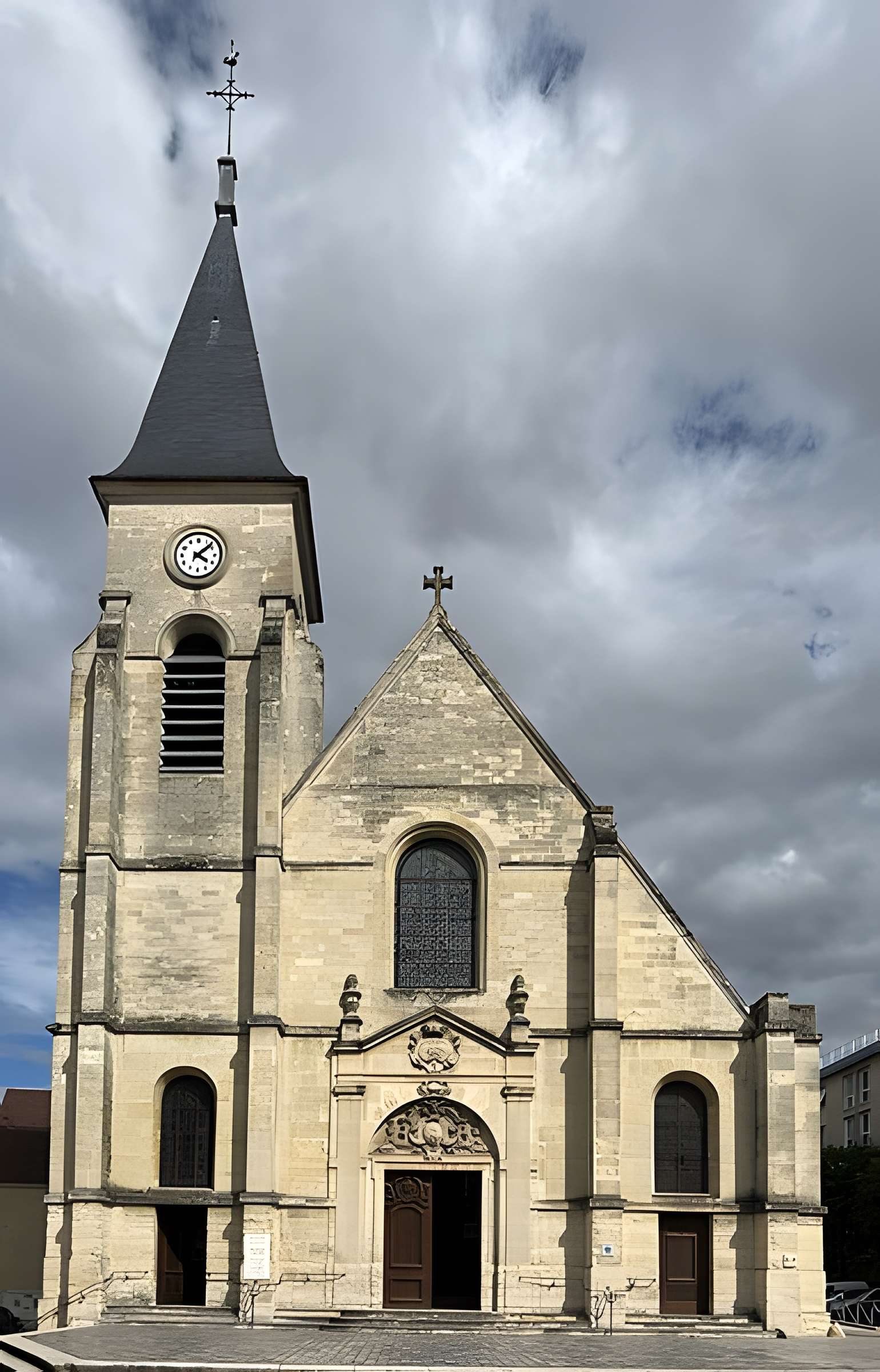 Église Saint-Étienne d'Issy-les-Moulineaux