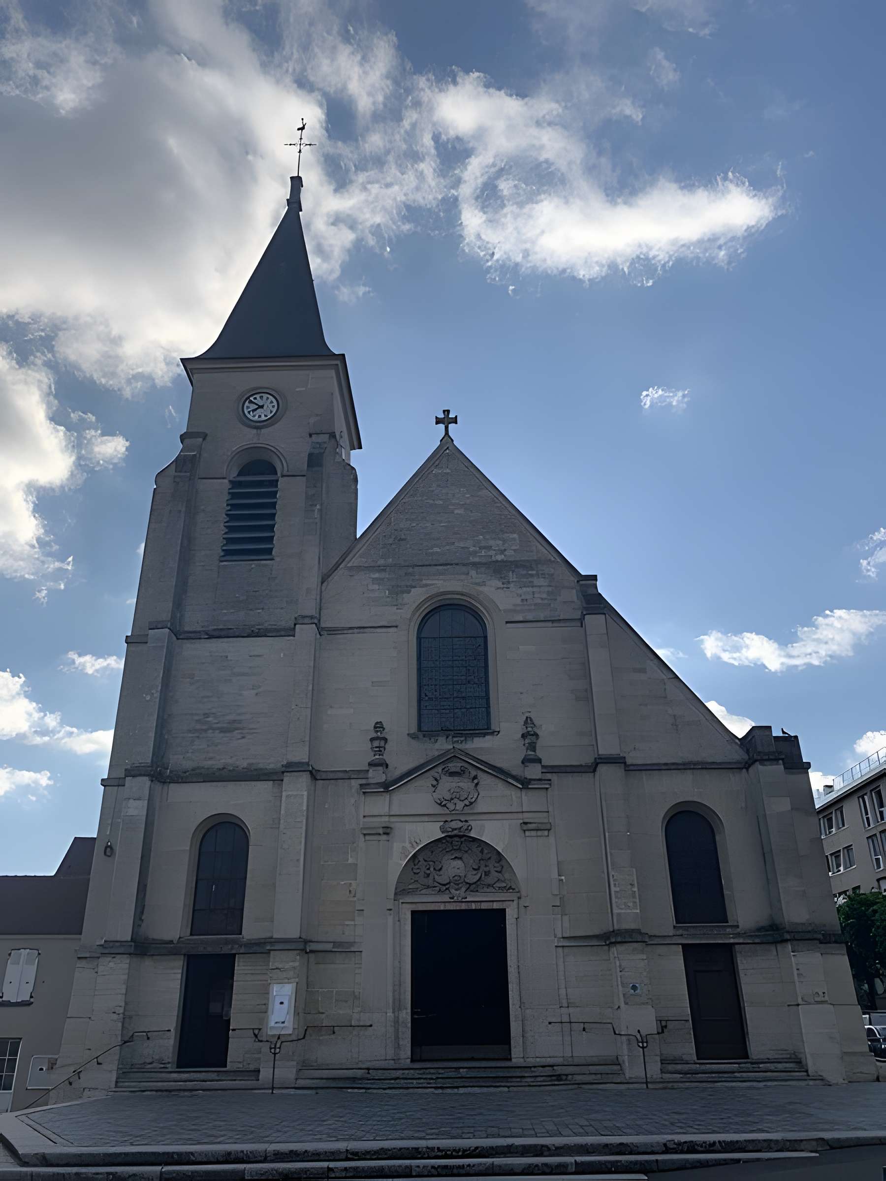 Église Saint-Étienne d'Issy-les-Moulineaux