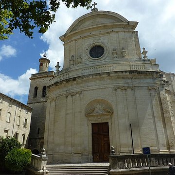 Église Saint-Étienne dUzès