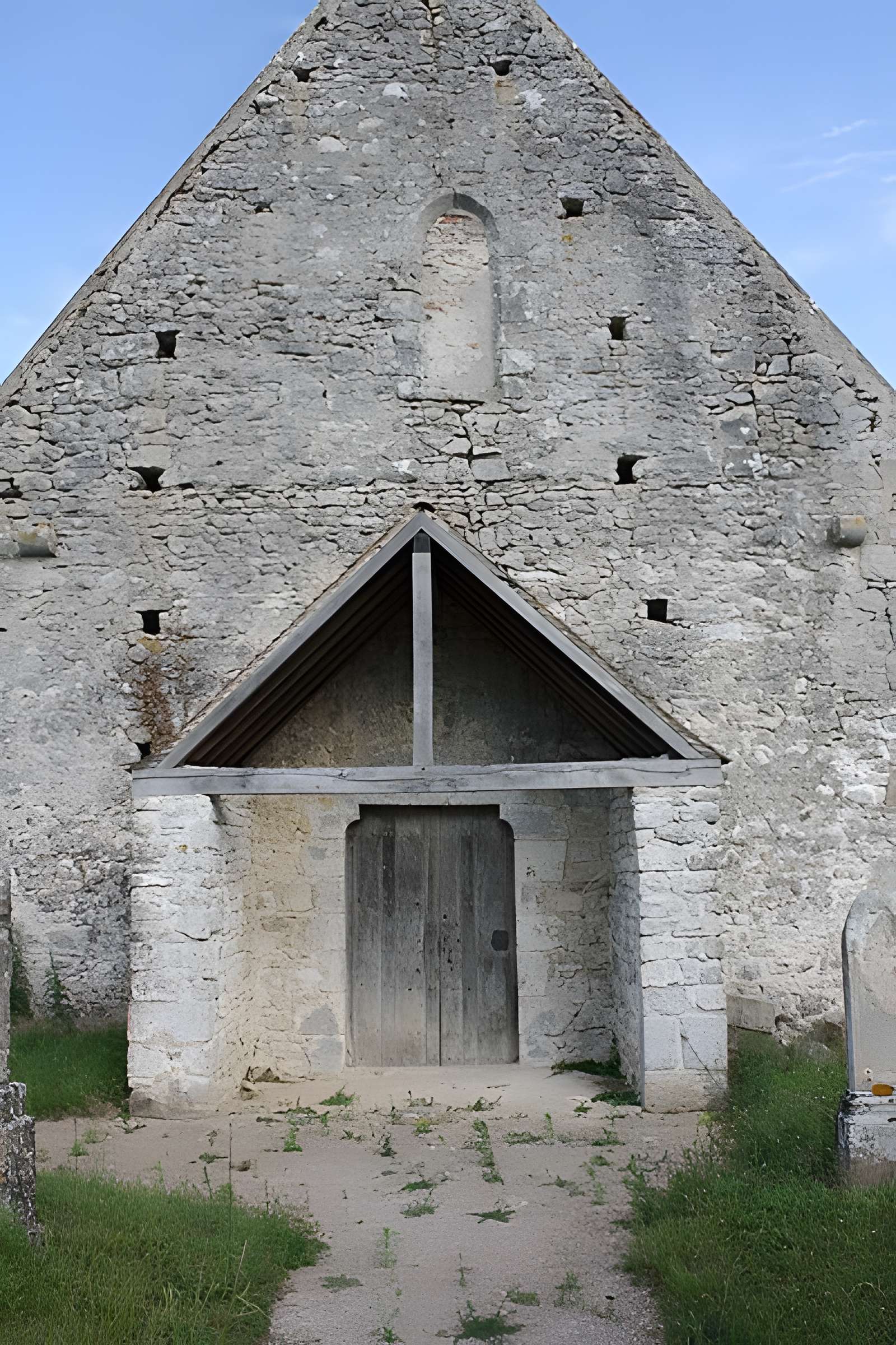 Église Saint-Eutrope-Lagerville de Chaintreaux