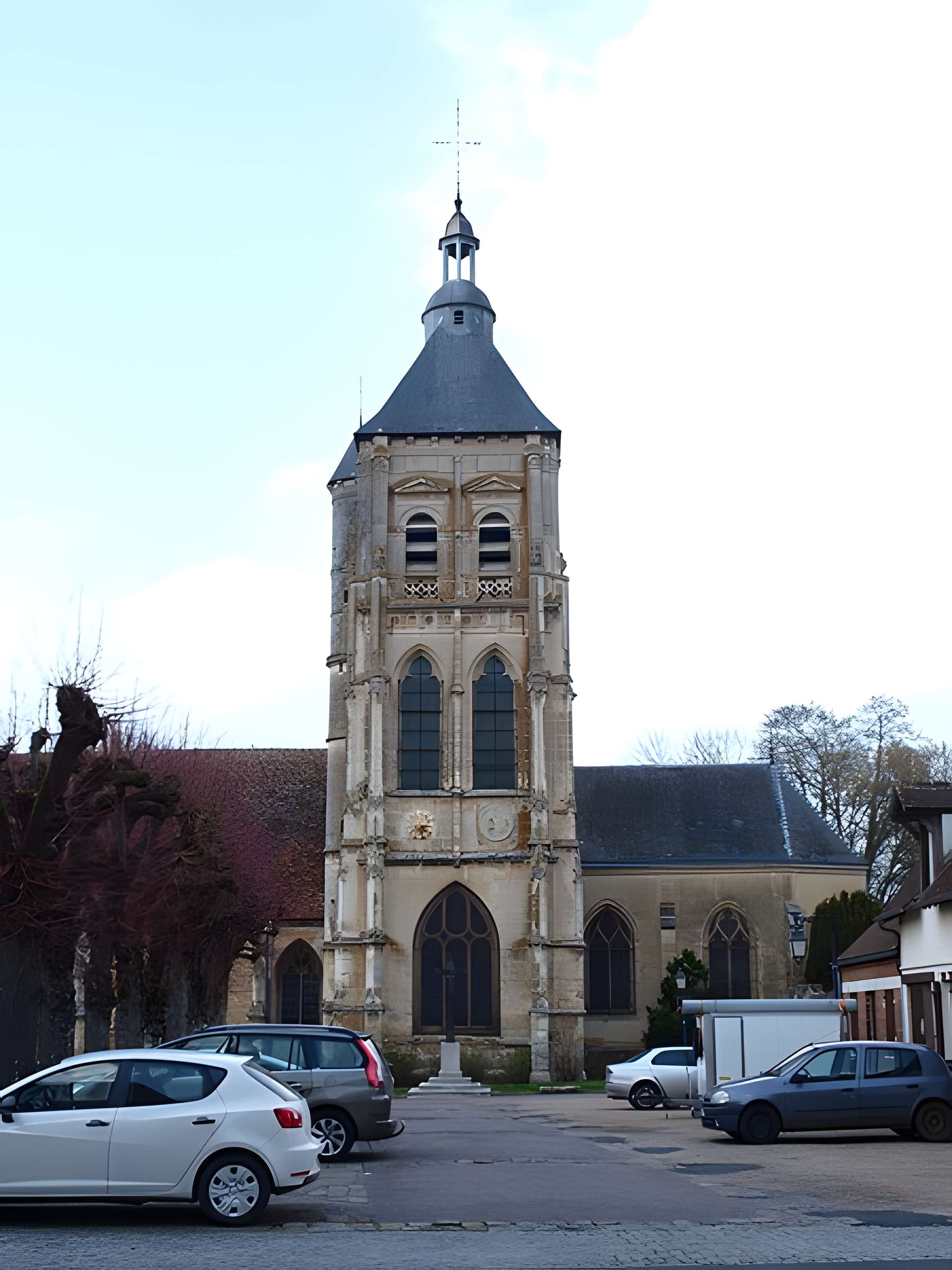 Église Saint-Évroult de Damville