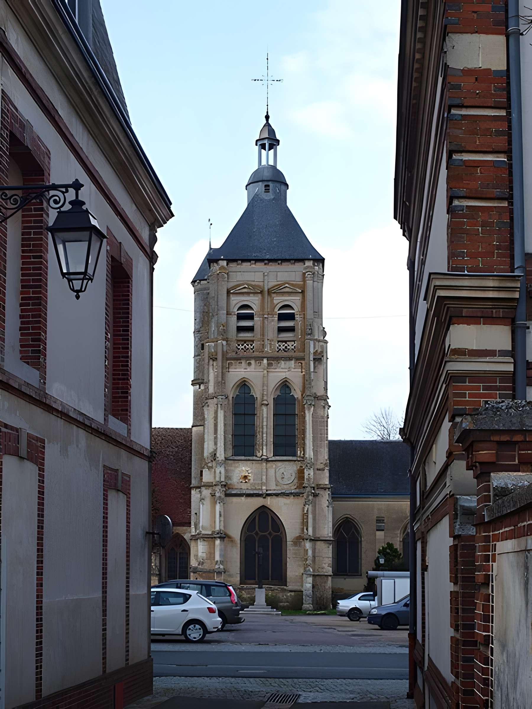 Église Saint-Évroult de Damville