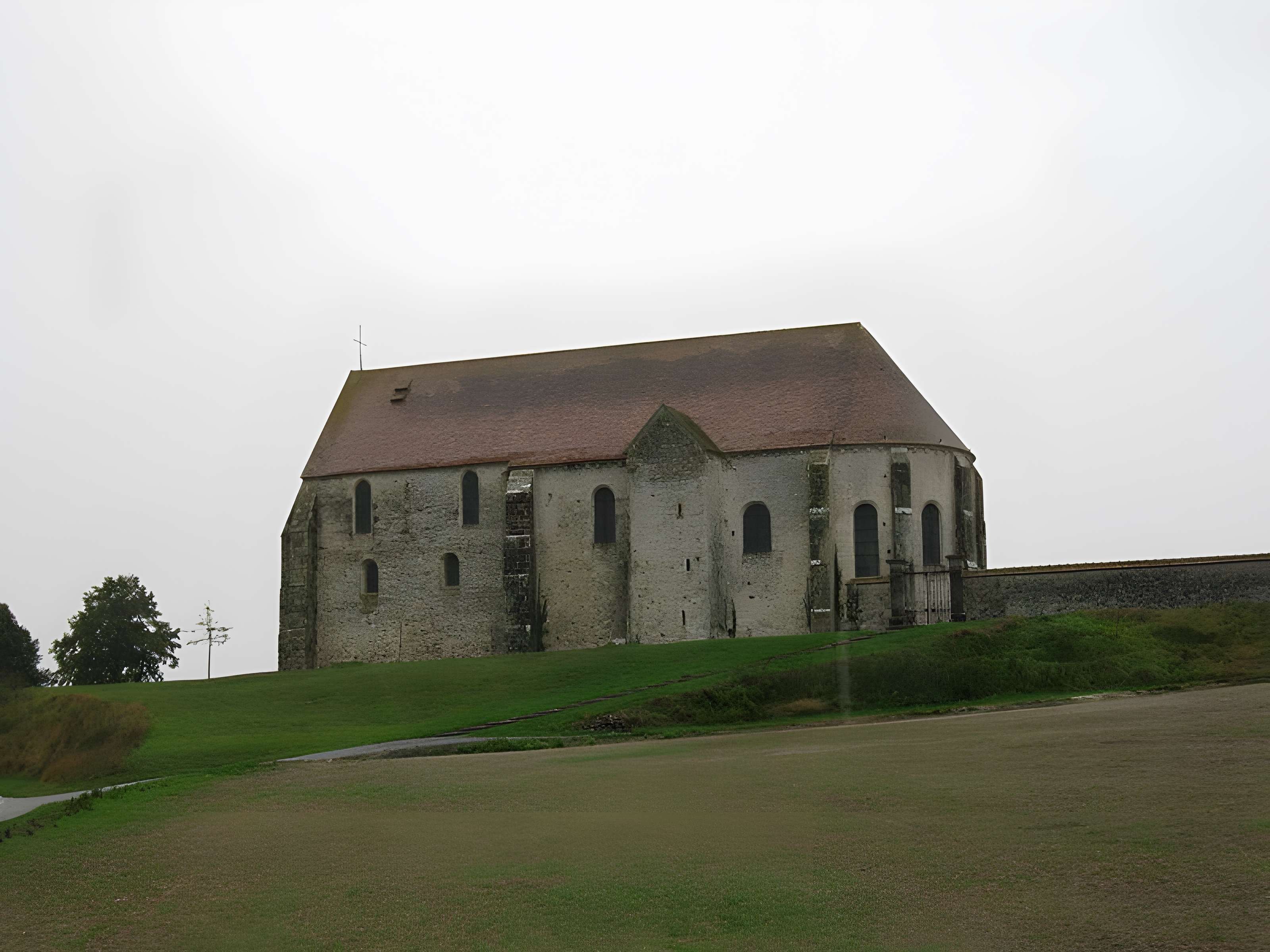 Église Saint-Ferréol-et-Saint-Maclou de Paroy 
