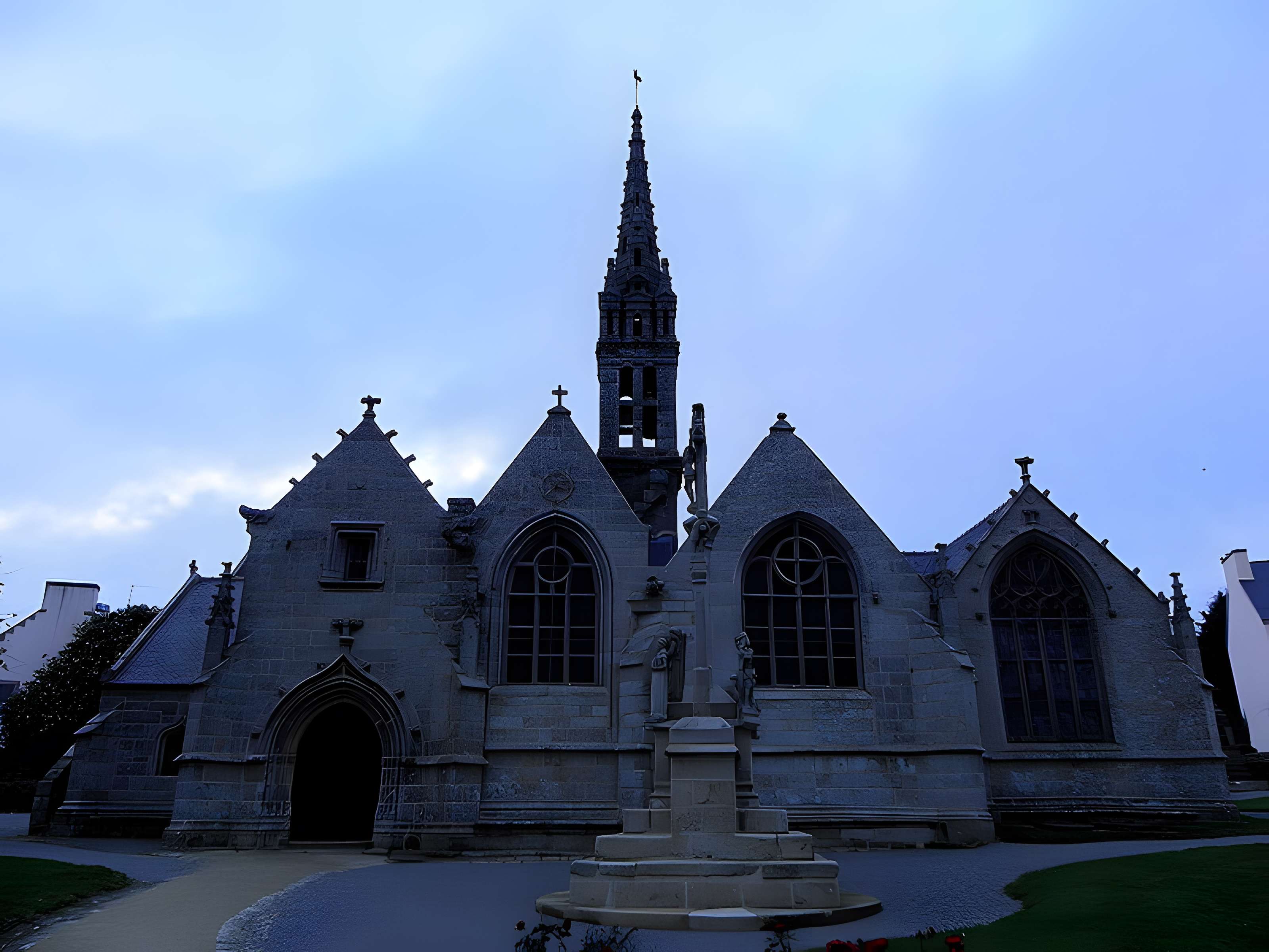 Église Saint-Fiacre de Guengat