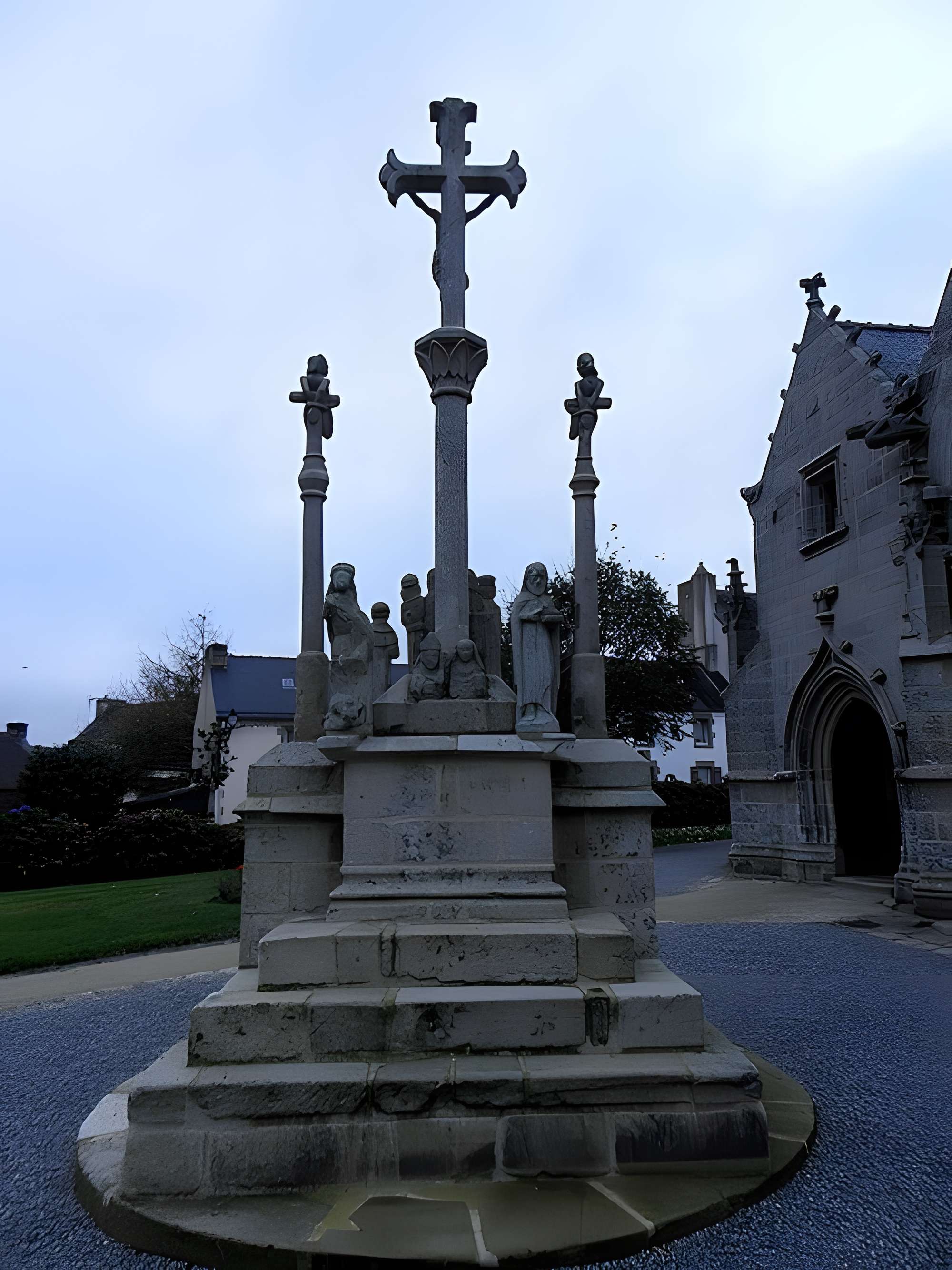 Église Saint-Fiacre de Guengat
