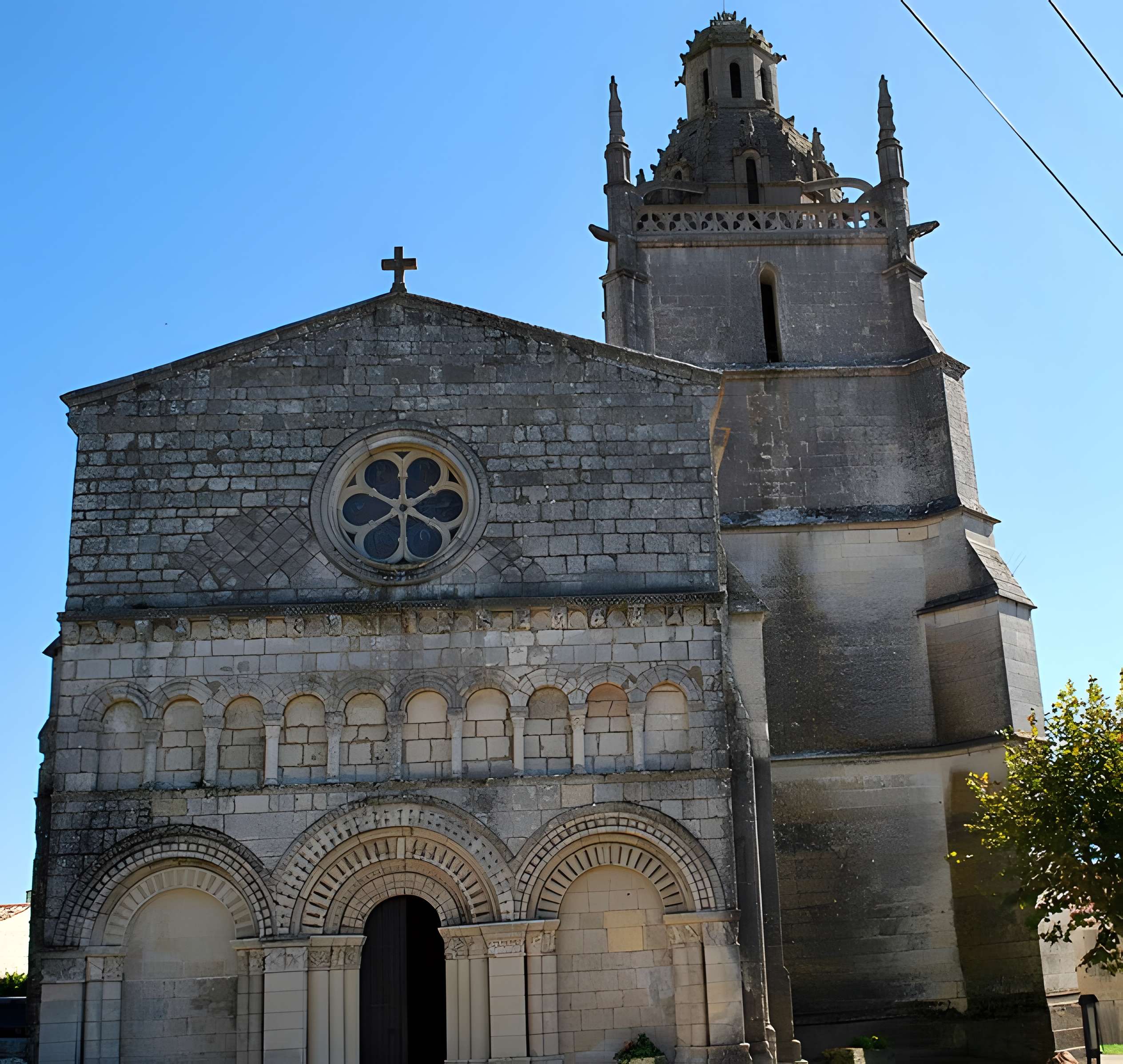Église Saint-Fortunat de Saint-Fort-sur-Gironde