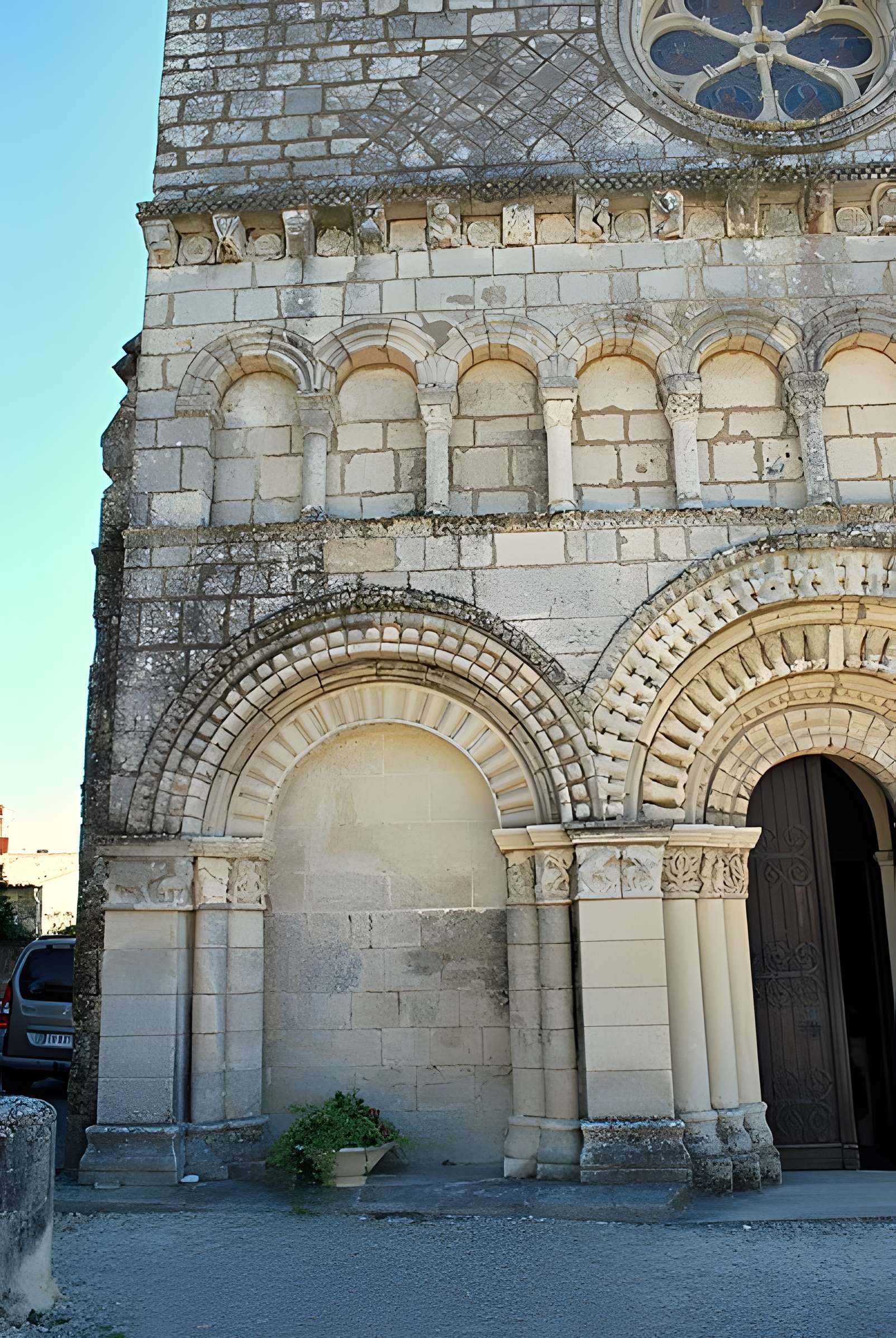 Église Saint-Fortunat de Saint-Fort-sur-Gironde