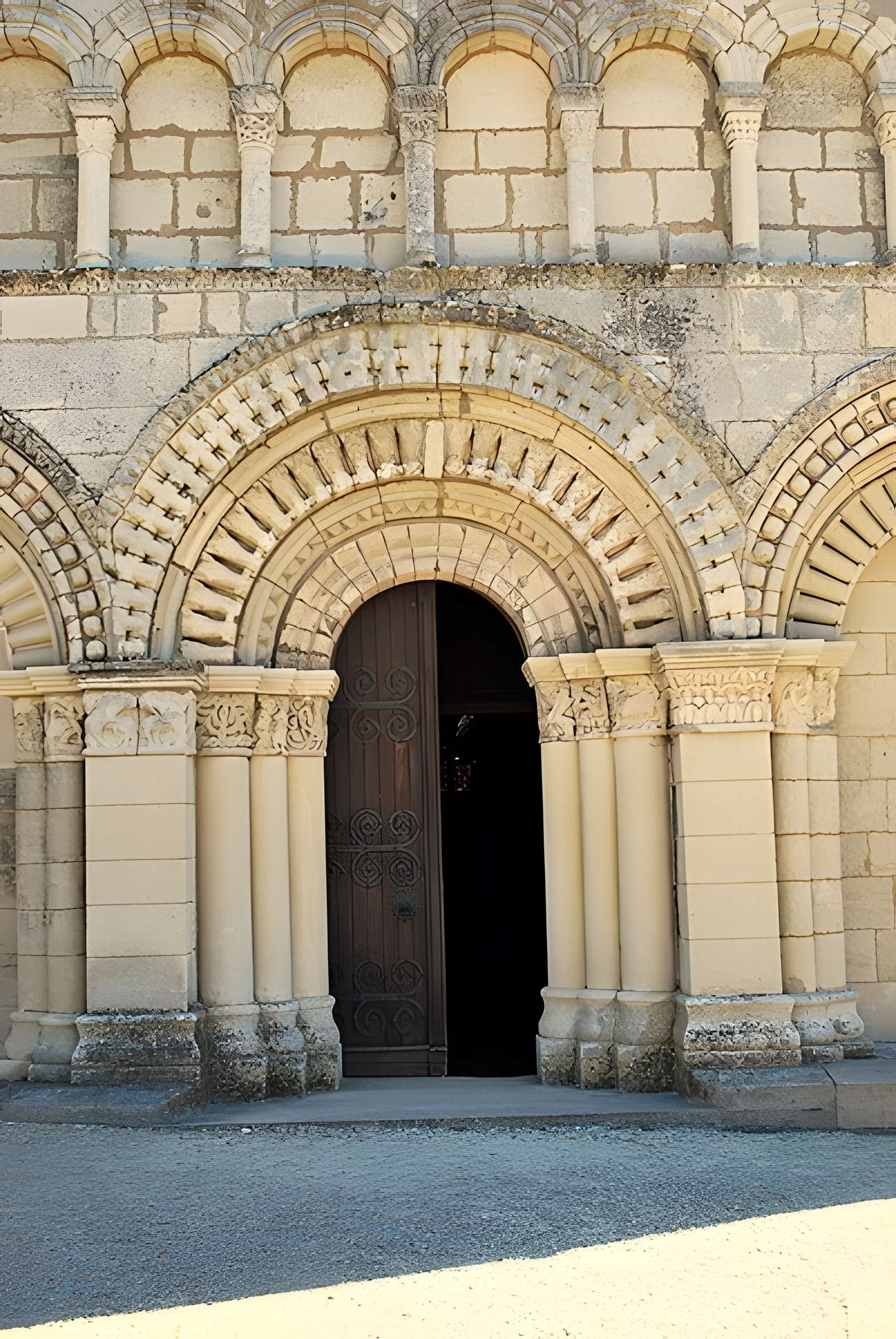 Église Saint-Fortunat de Saint-Fort-sur-Gironde