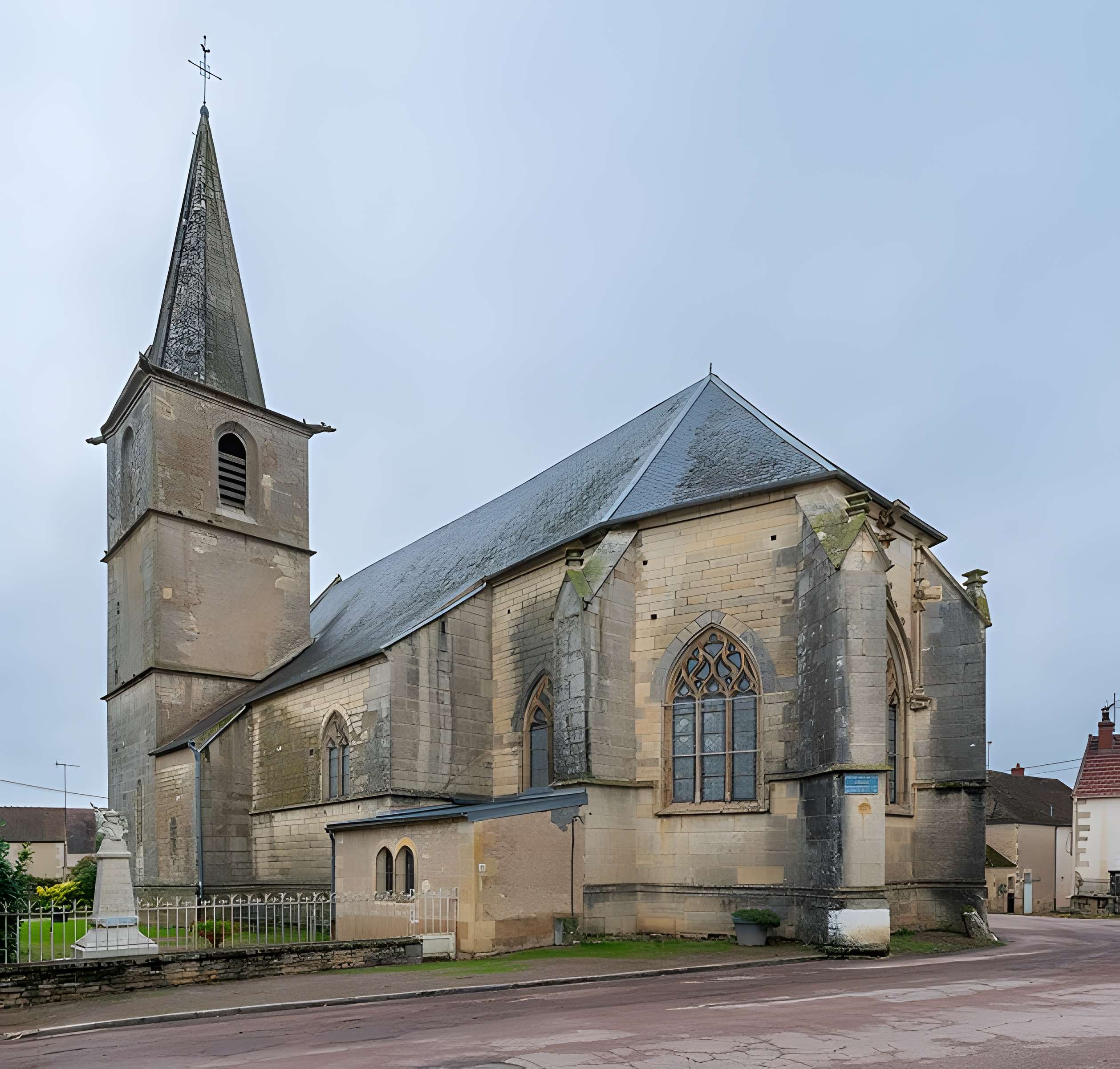 Église Saint-Franchy d'Amazy