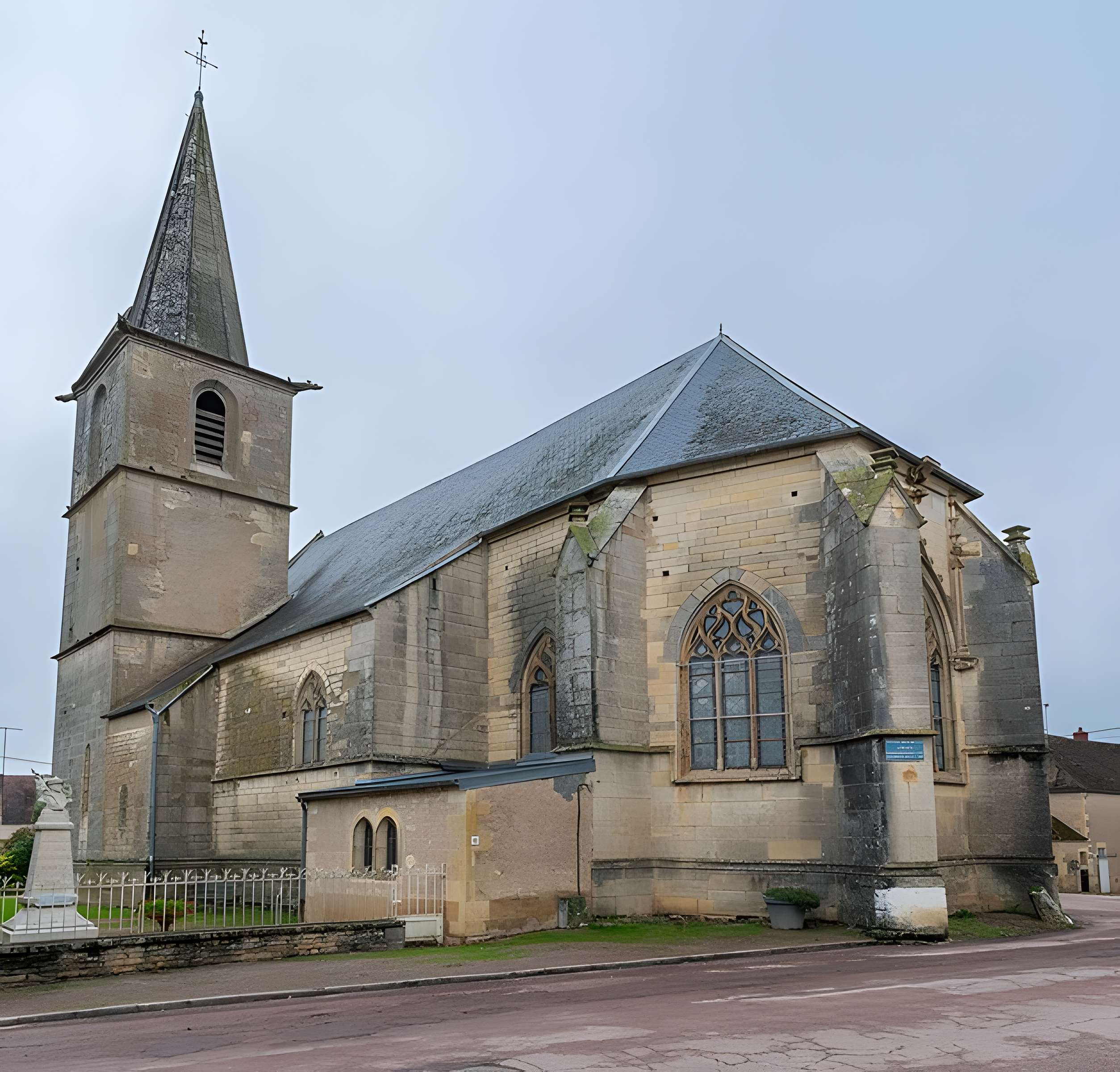 Église Saint-Franchy d'Amazy