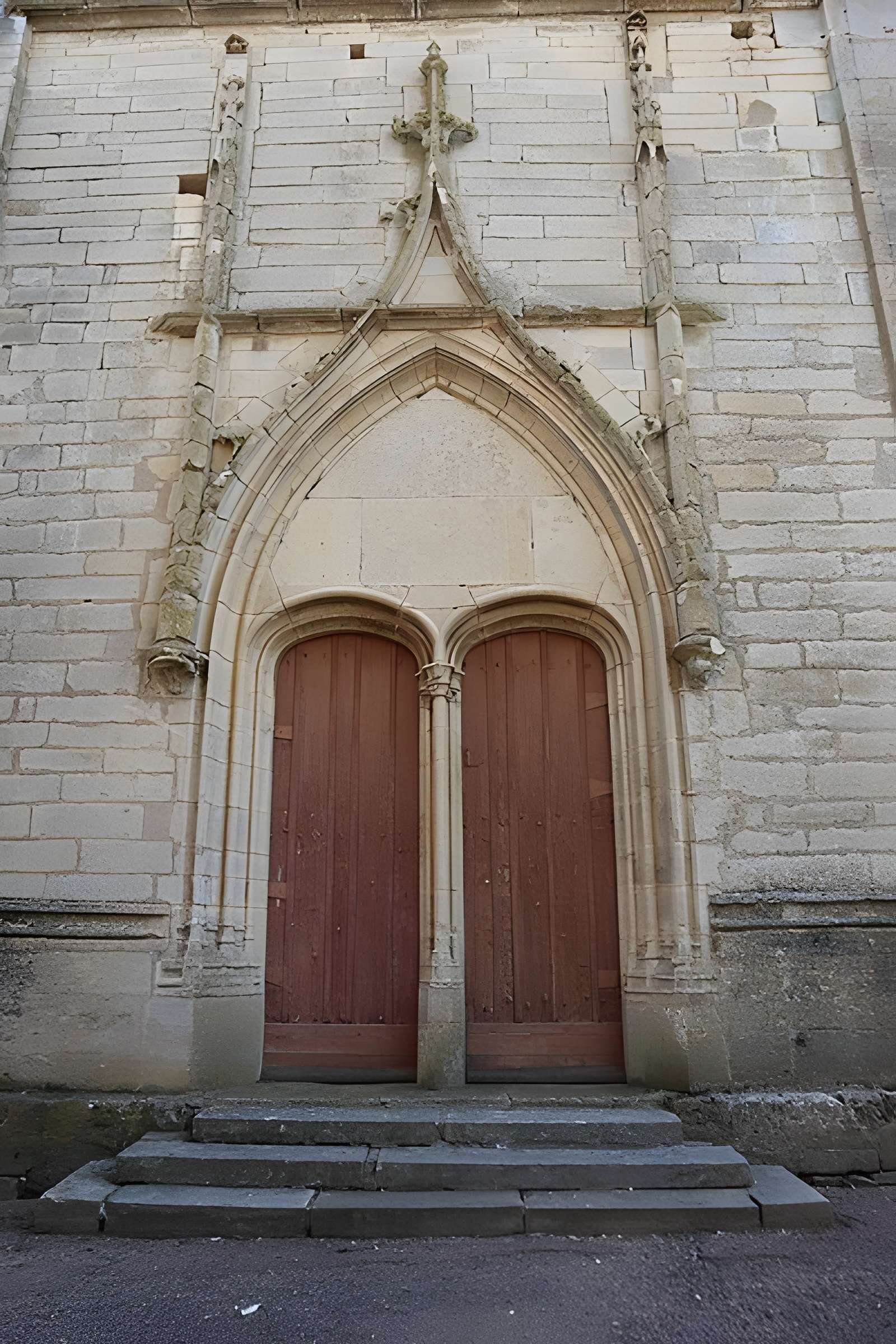Église Saint-Franchy d'Amazy