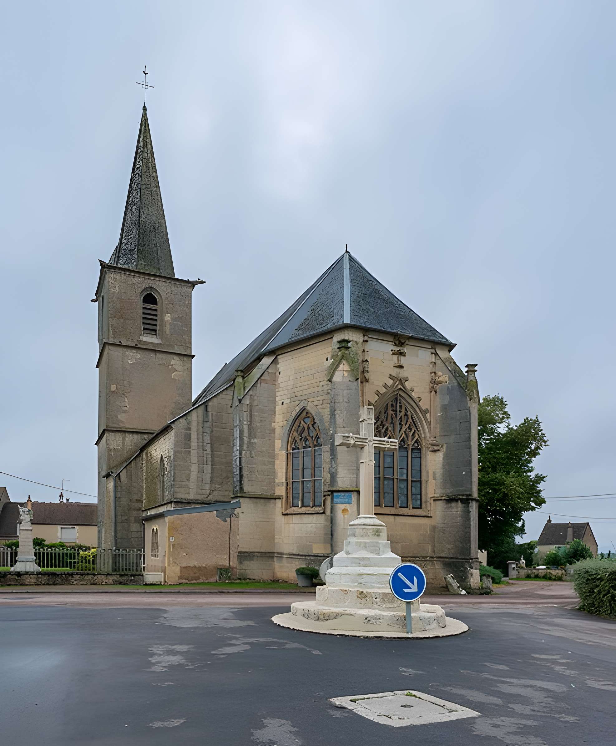 Église Saint-Franchy d'Amazy